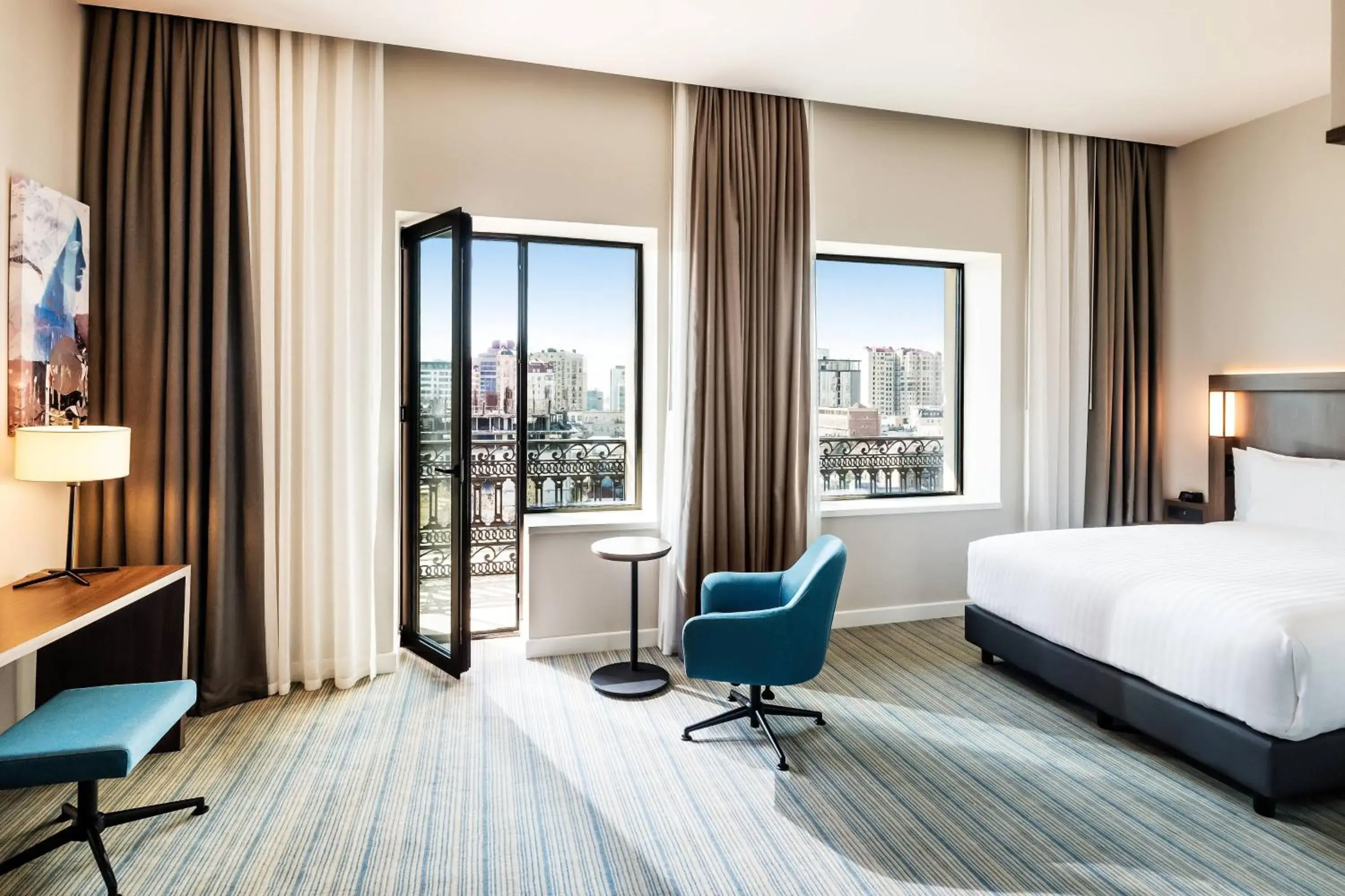 Deluxe Guest room with Queen Bed, Garden view, Balcony in Courtyard by Marriott Baku Deluxe Guest room with Queen Bed, Garden view, Balcony in Courtyard by Marriott Baku