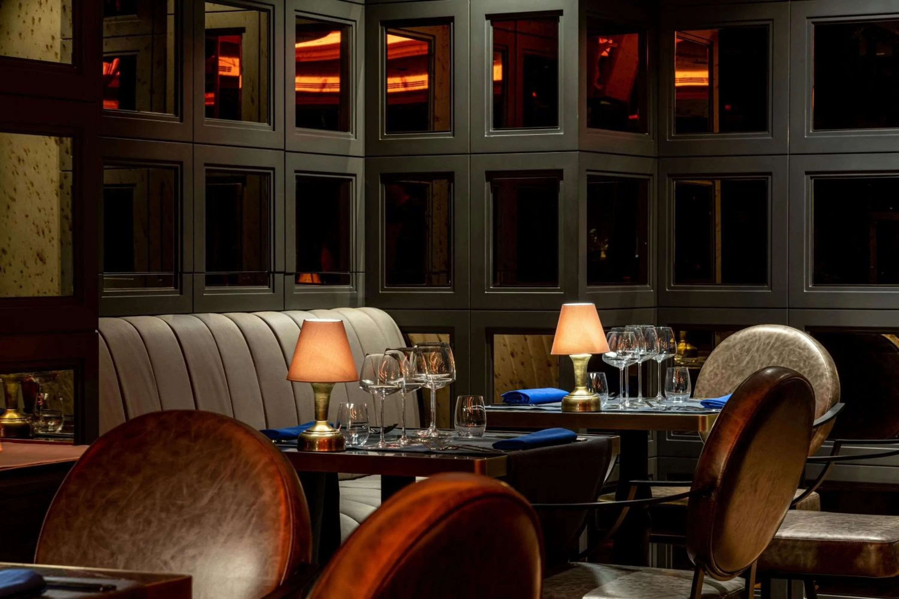 Lounge or bar in Orientbank Hotel Istanbul, Autograph Collection