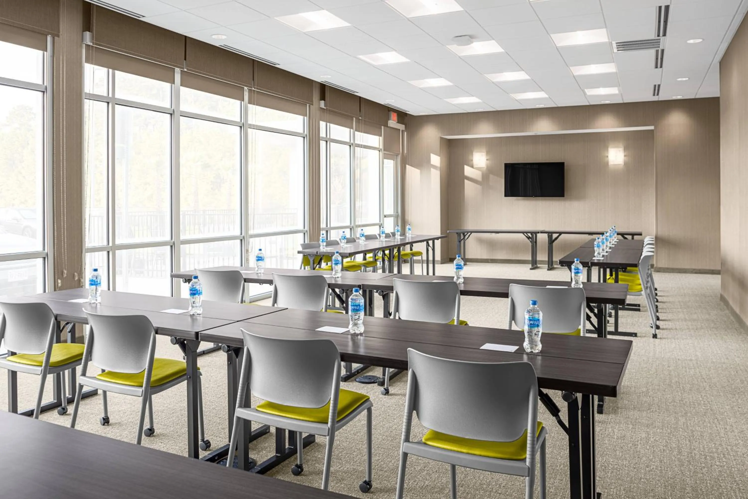 Meeting/conference room in SpringHill Suites by Marriott Savannah Richmond Hill