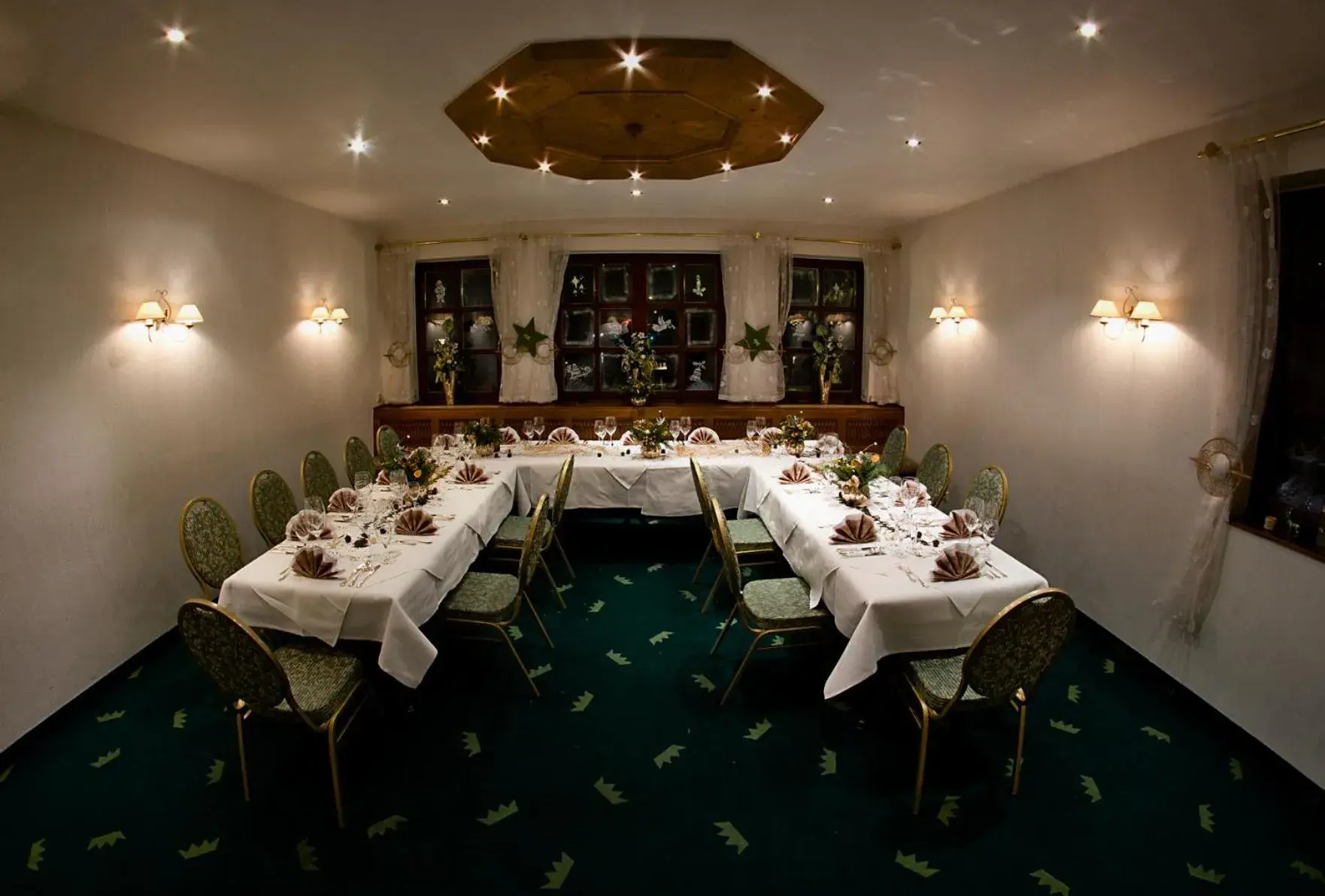 Banquet/Function facilities in Hotel Krone Banquet/Function facilities in Hotel Krone