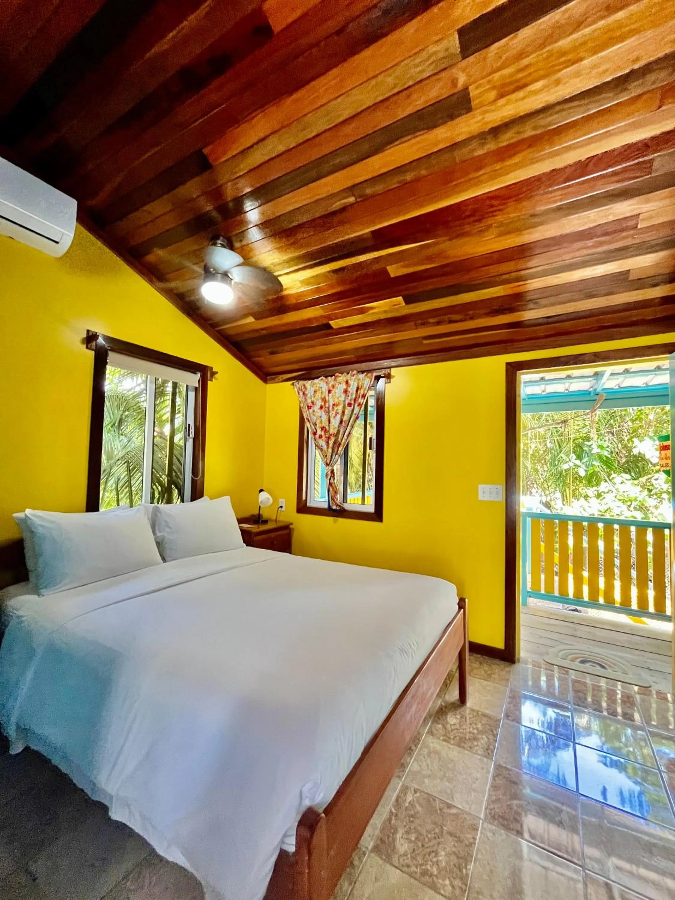 Bed in Colinda Cabanas