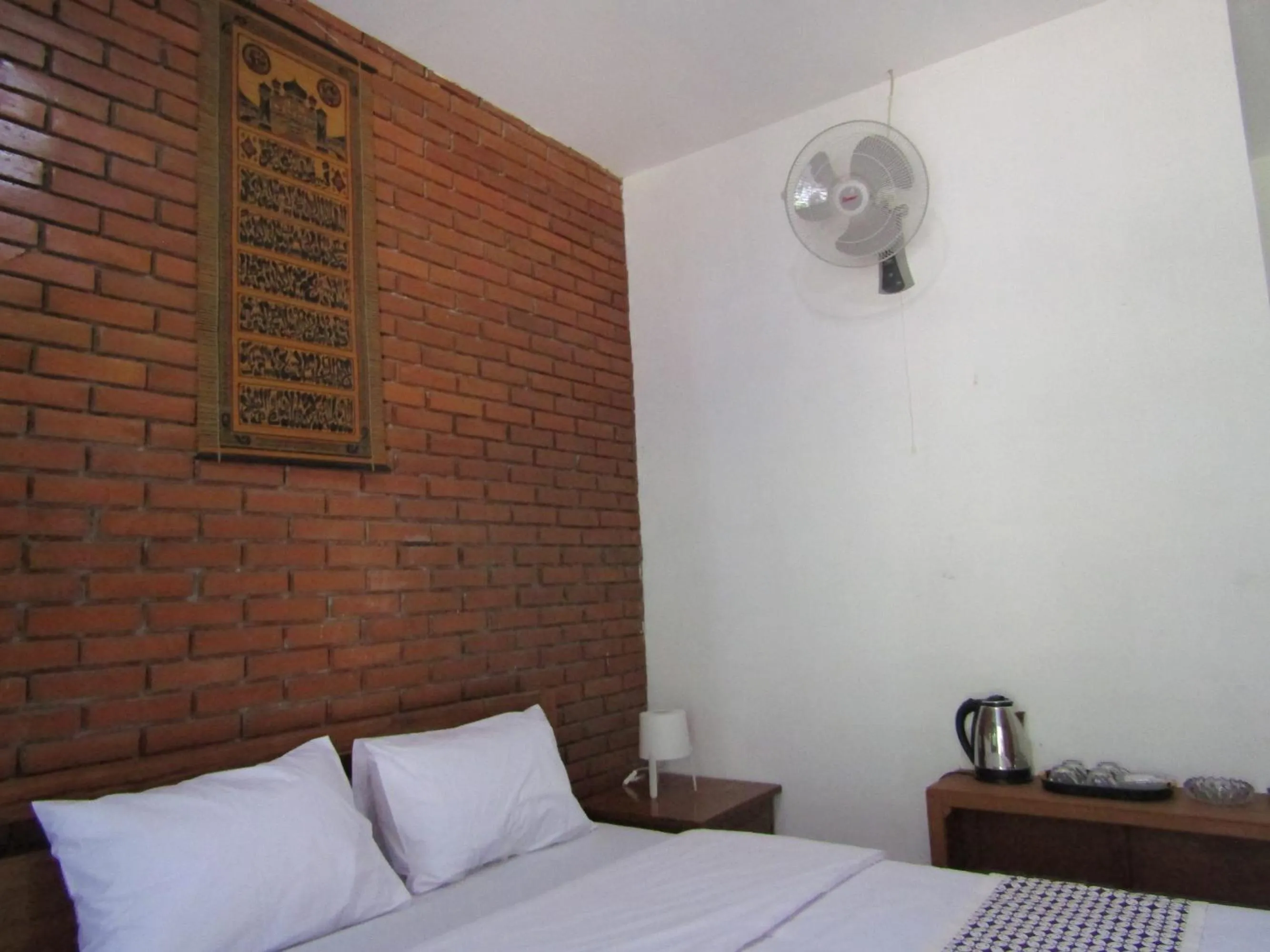 Bedroom, Bed in Penginapan Udin Syariah Bukit Rhema