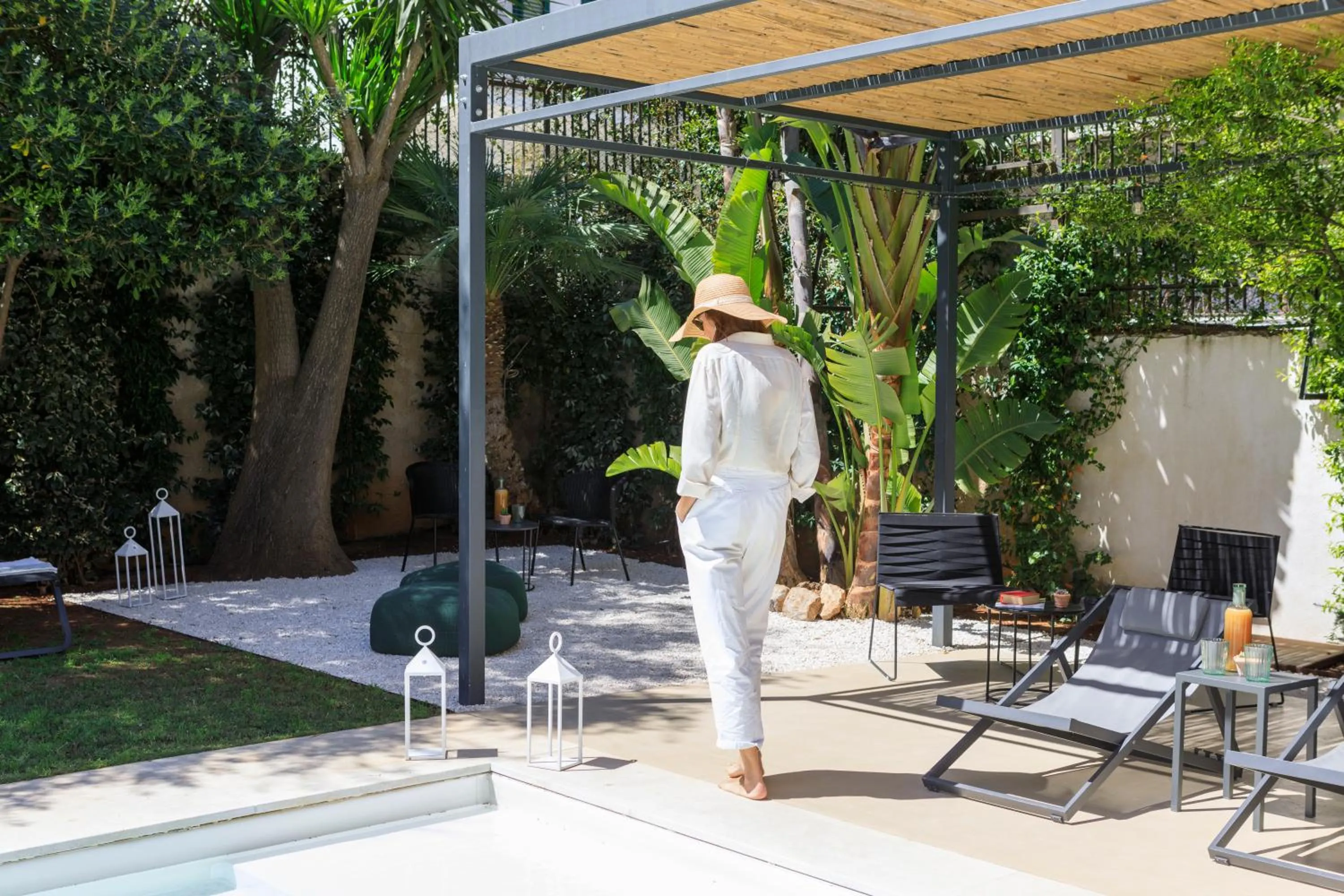 Pool view in Domìa Boutique Hotel e Cucina