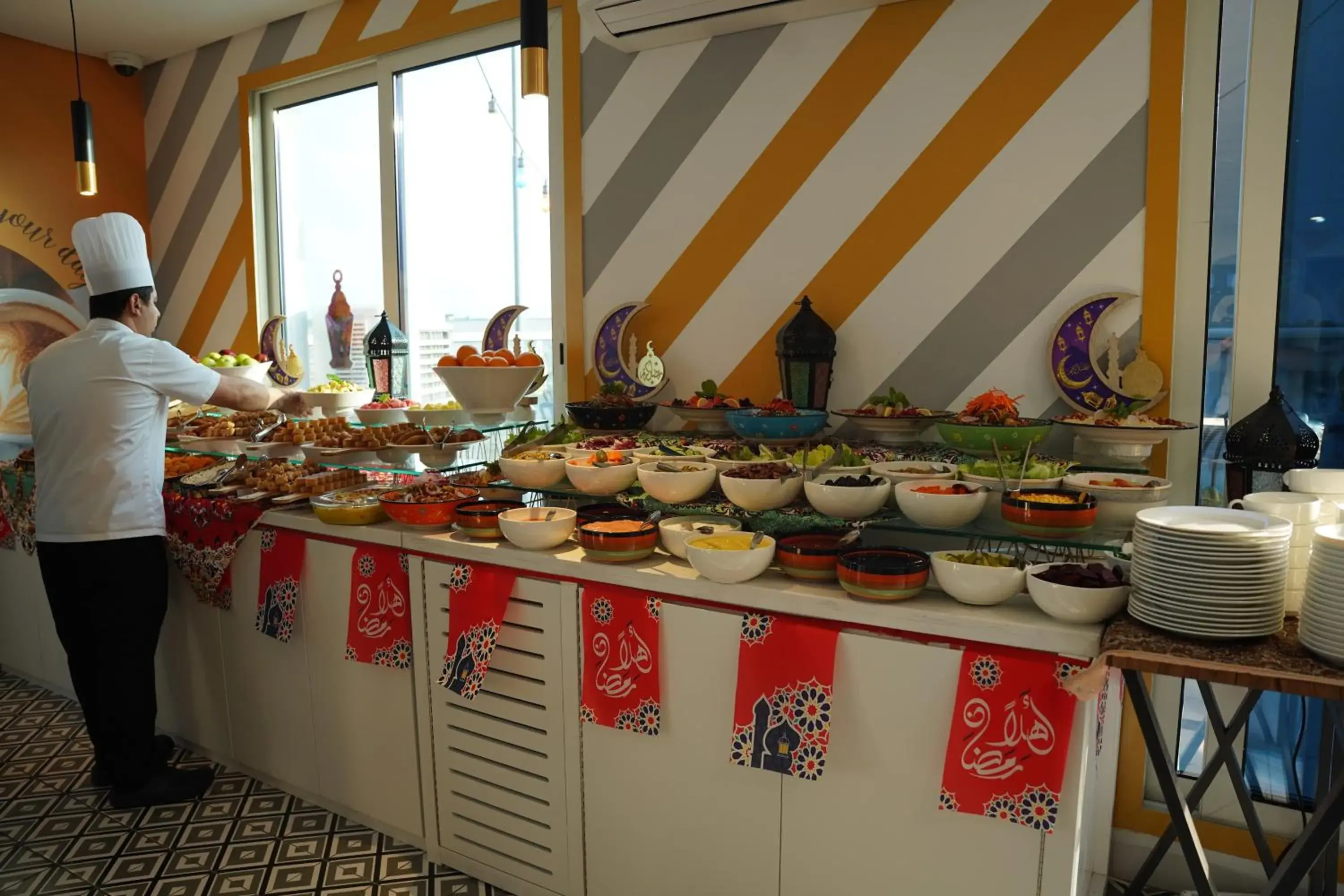 Restaurant/places to eat in Resivation Hotel Restaurant/places to eat in Resivation Hotel