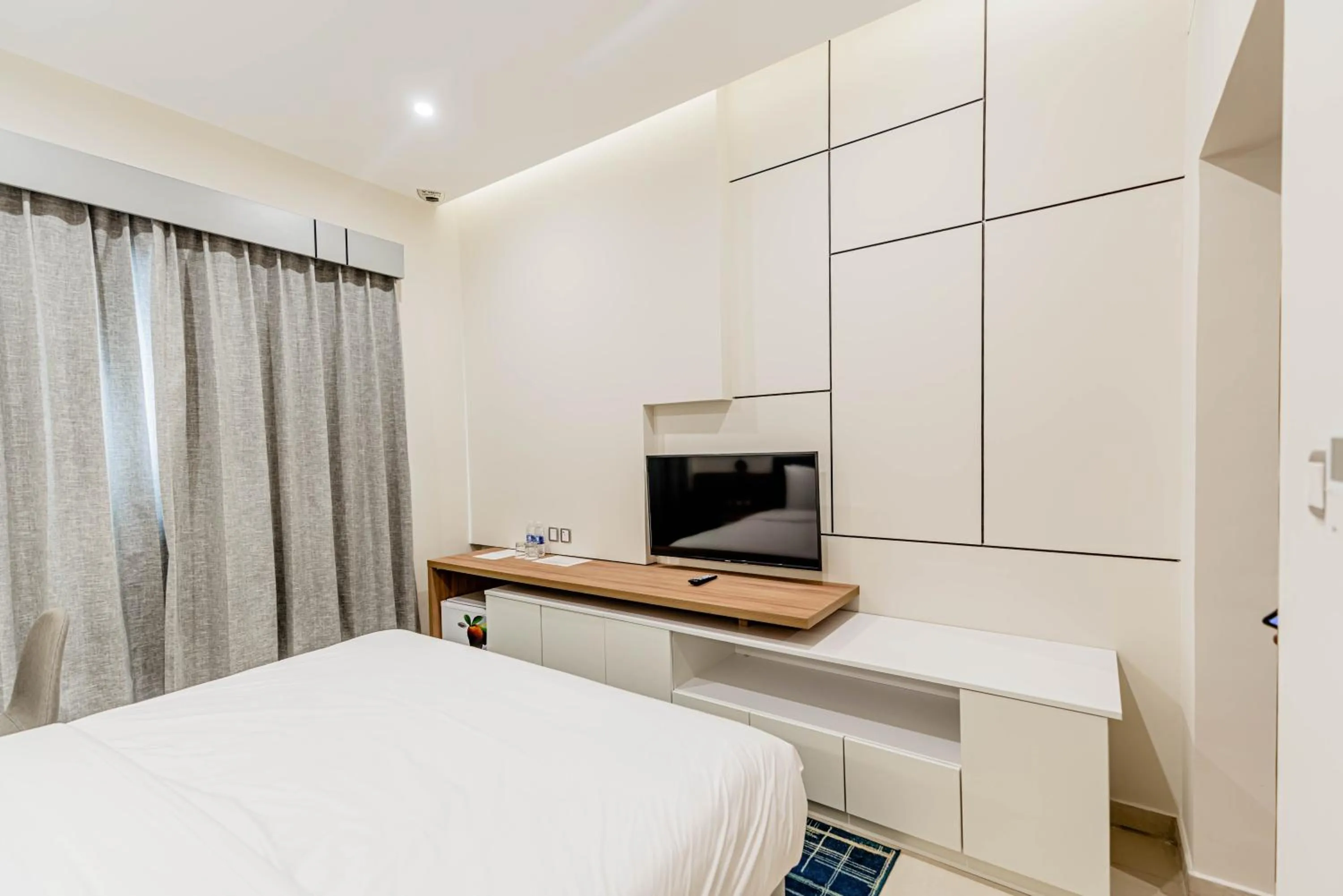 Bedroom, Bed in Resivation Hotel