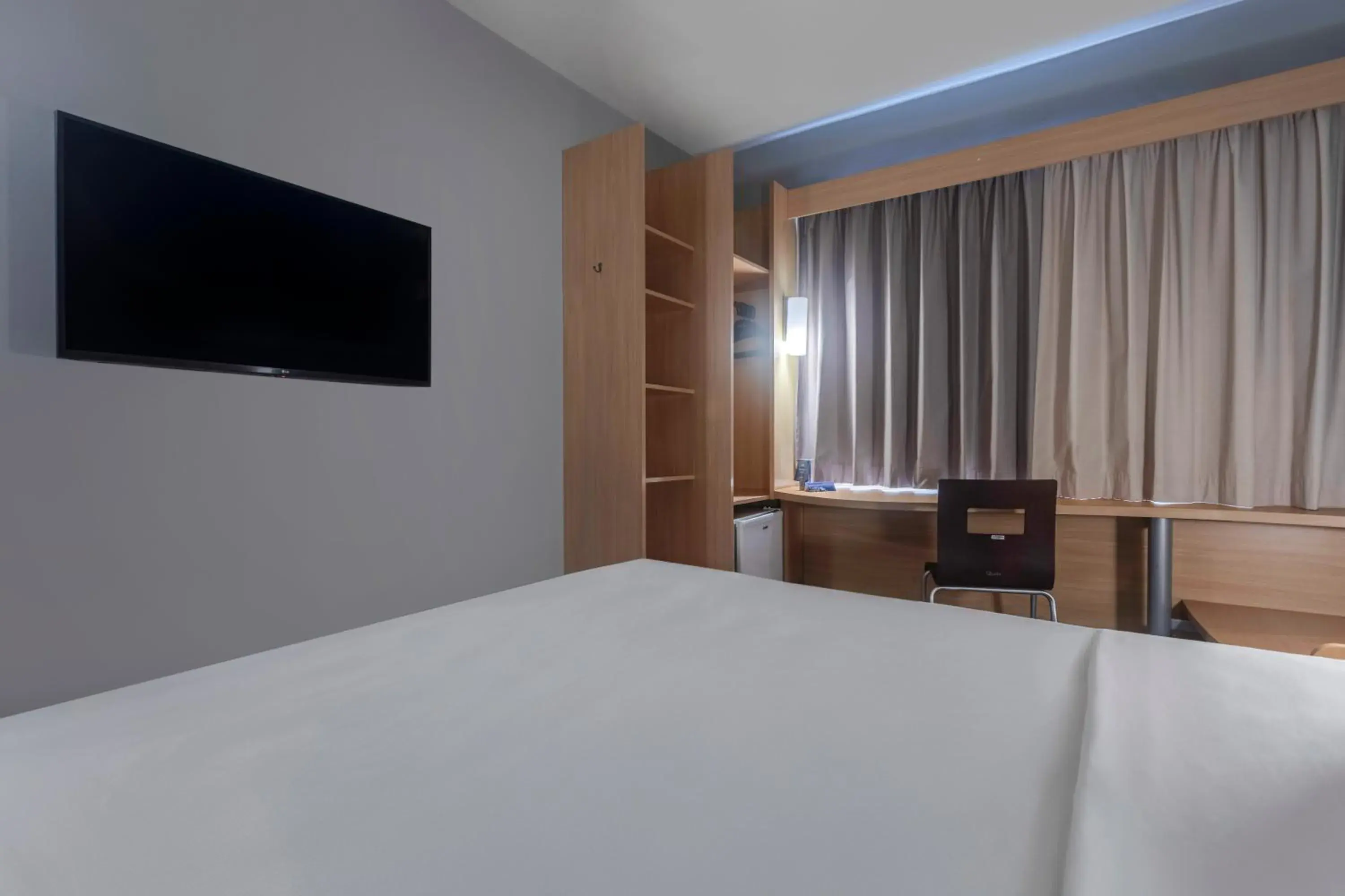 Bedroom, Bed in Ibis Salvador Rio Vermelho Bedroom, Bed in Ibis Salvador Rio Vermelho