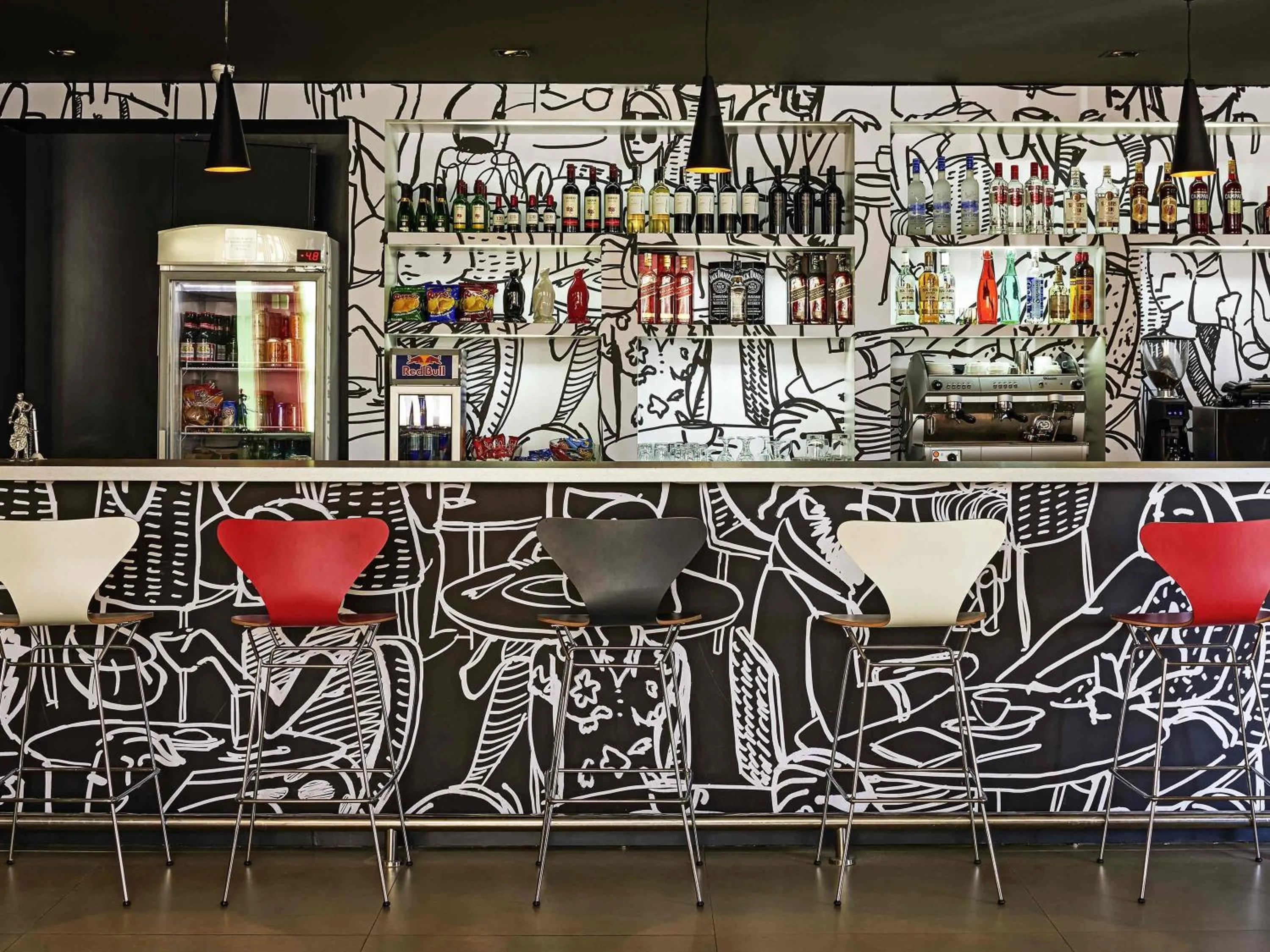 Restaurant/places to eat in ibis Goiânia