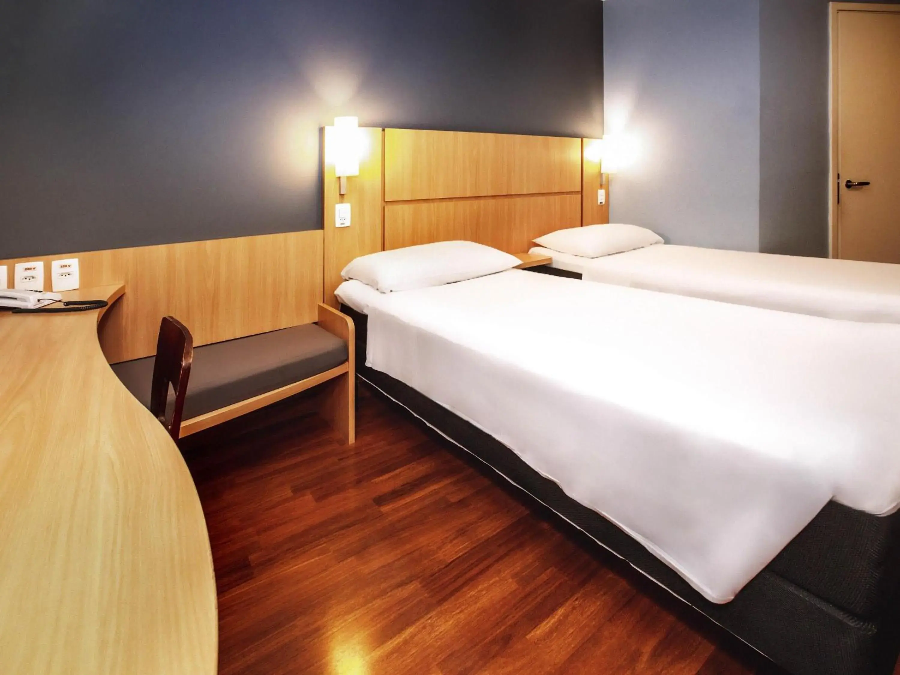 Standard Twin Room in Ibis Belo Horizonte Savassi Standard Twin Room in Ibis Belo Horizonte Savassi