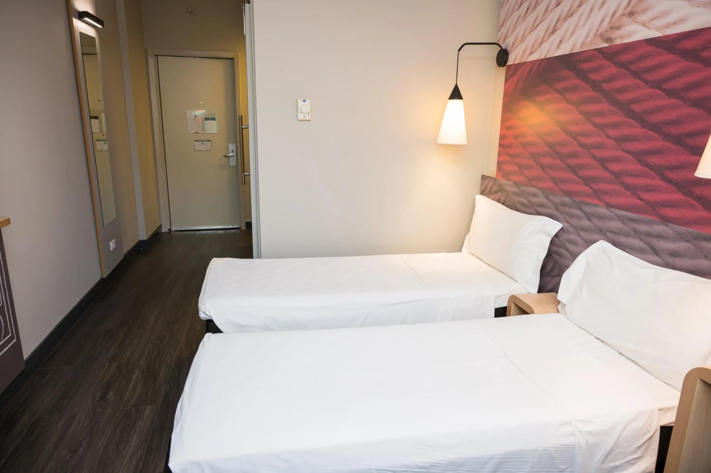 Bedroom, Bed in ibis Ribeirao Preto Shopping