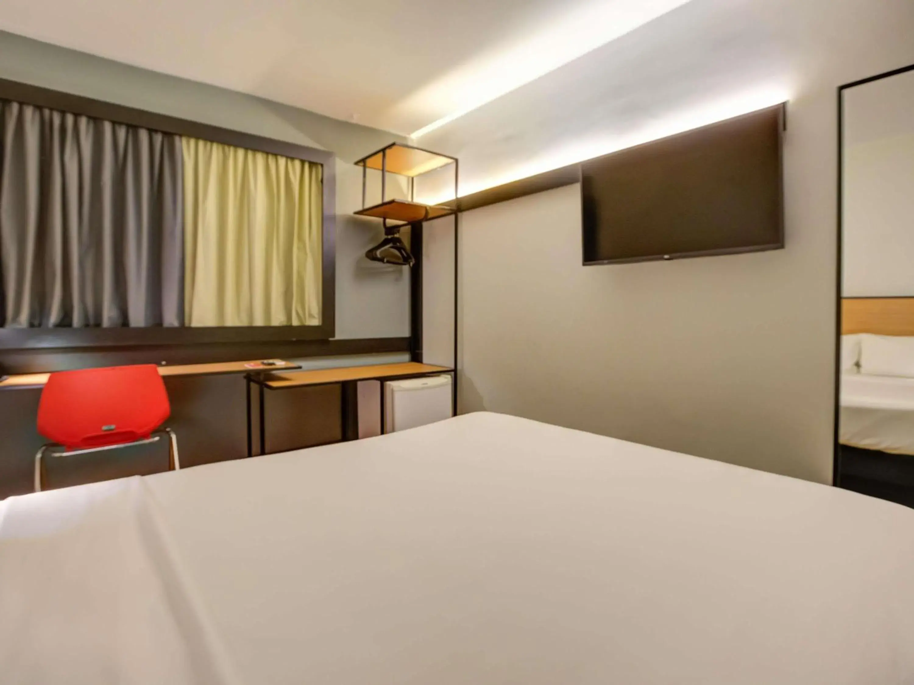 Bedroom, Bed in ibis Rio de Janeiro Santos Dumont Bedroom, Bed in ibis Rio de Janeiro Santos Dumont