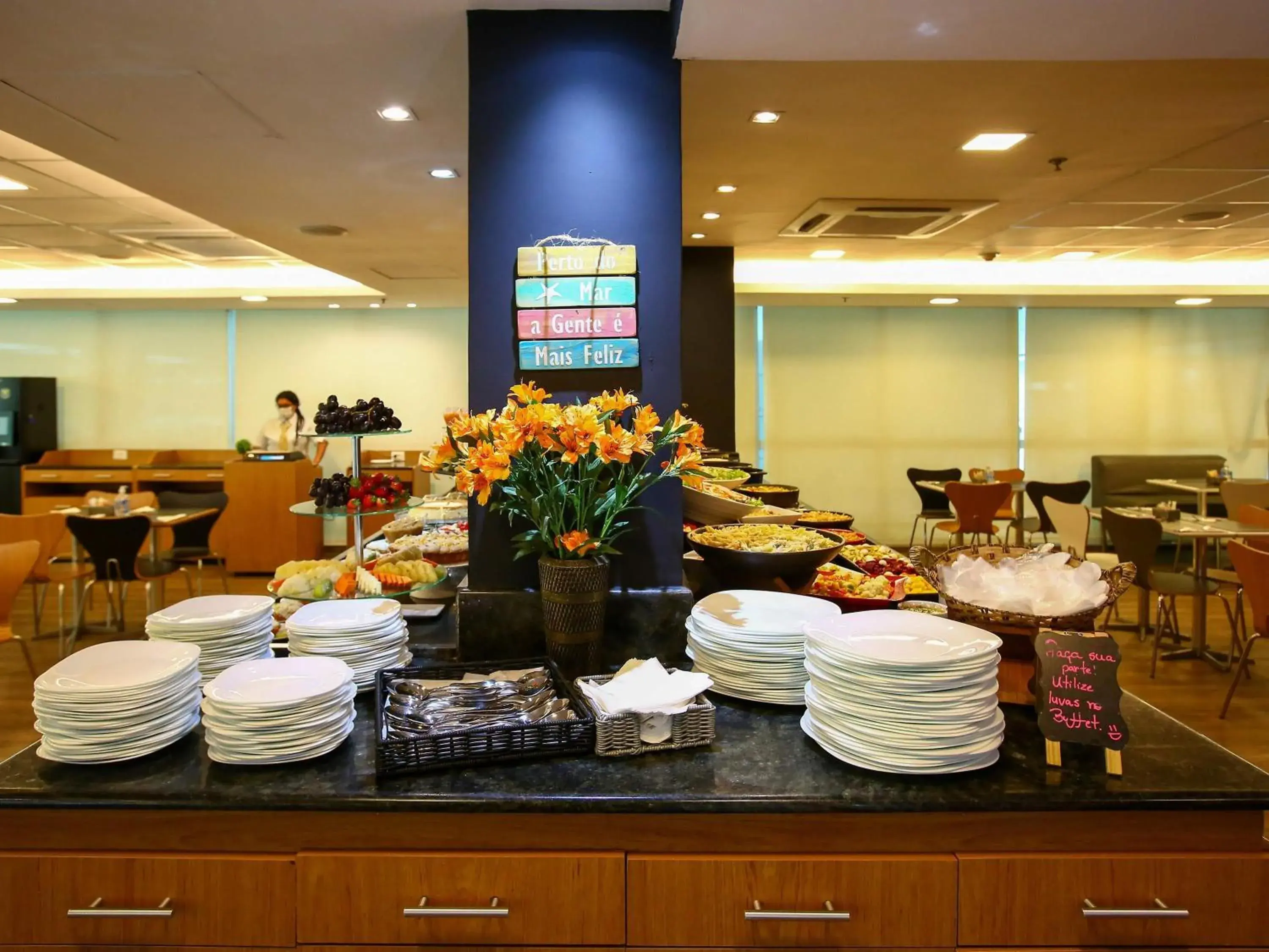 Restaurant/places to eat in ibis Rio de Janeiro Santos Dumont Restaurant/places to eat in ibis Rio de Janeiro Santos Dumont