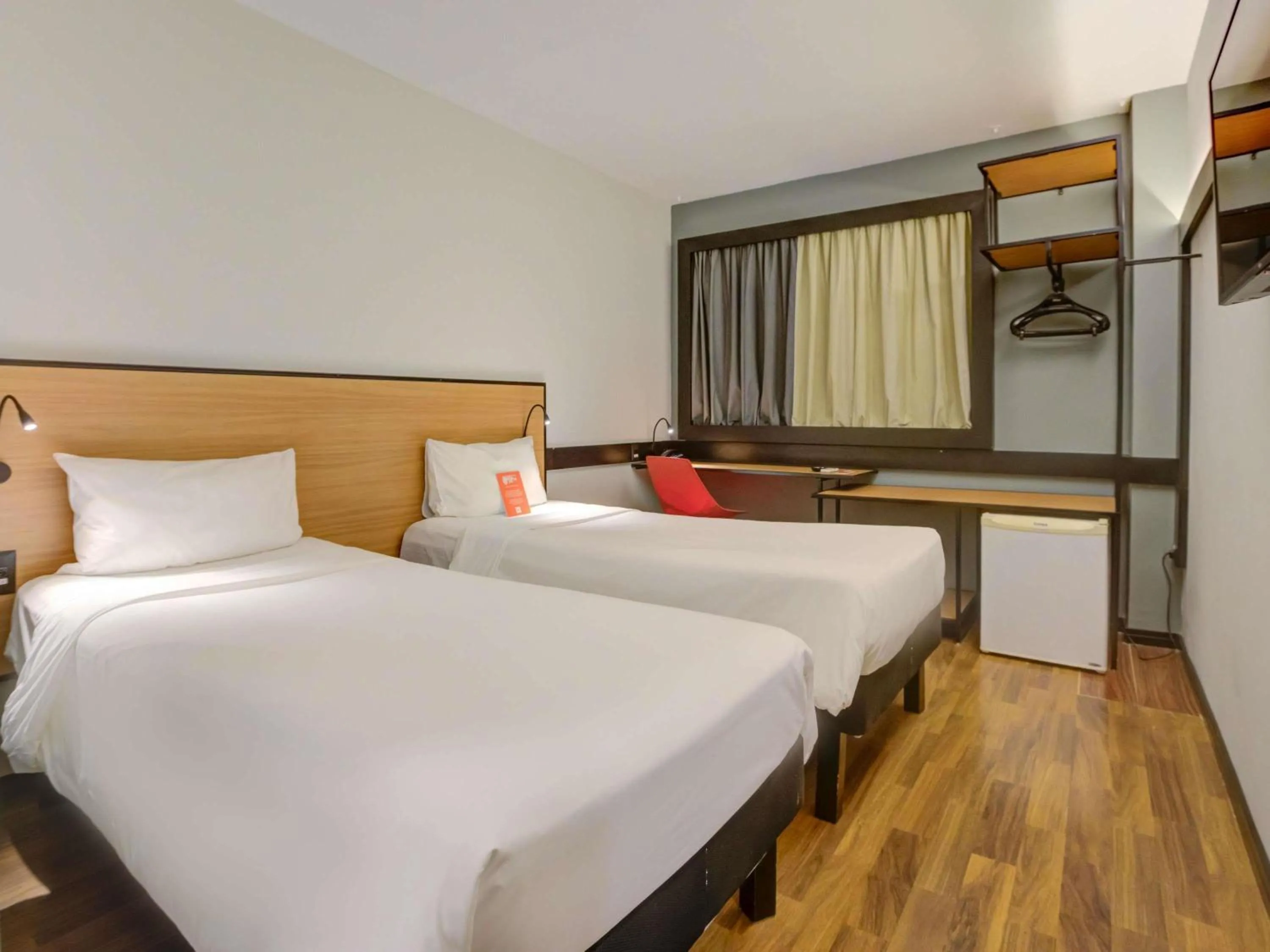 Bedroom, Bed in ibis Rio de Janeiro Santos Dumont