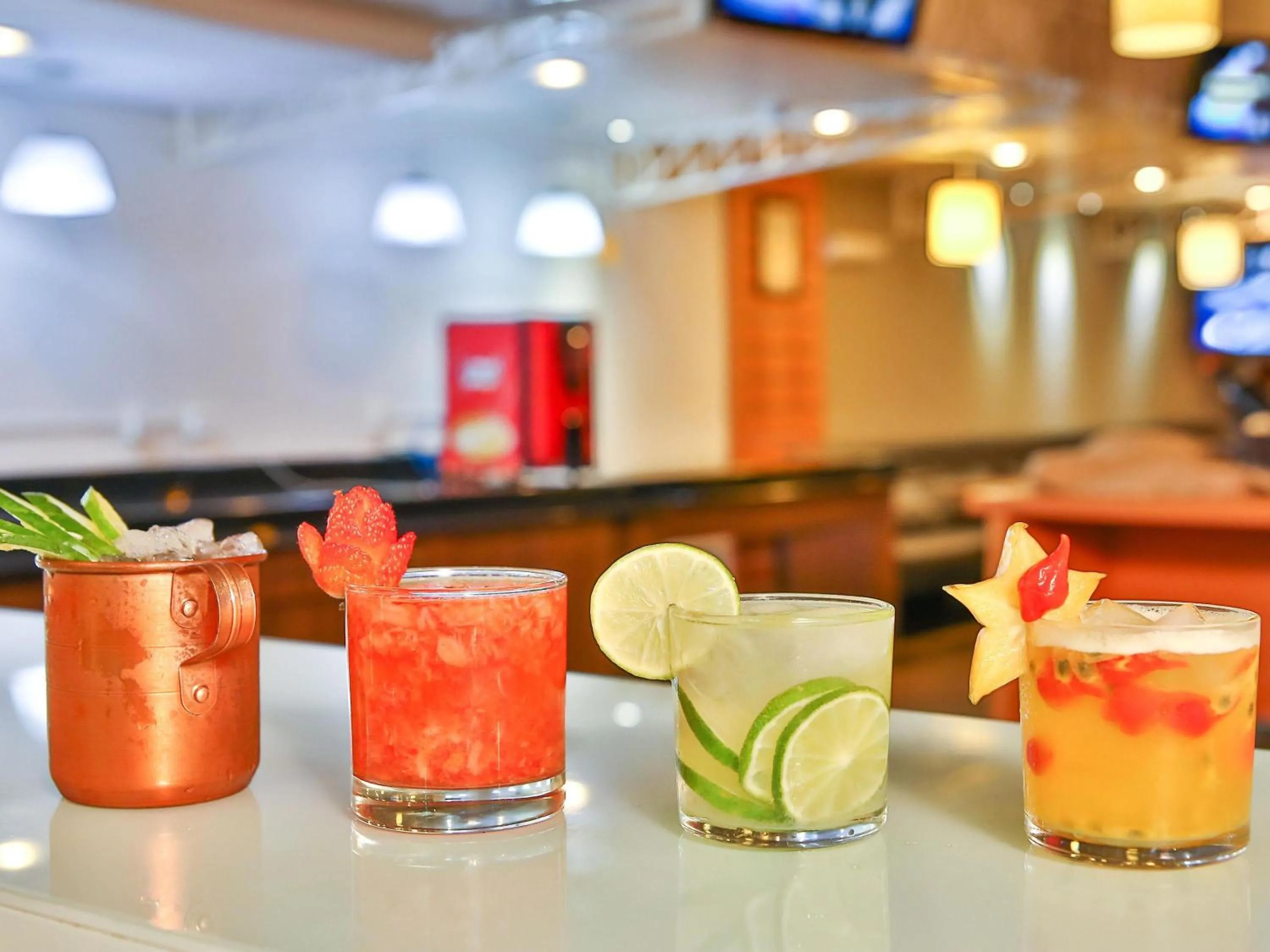 Lounge or bar in Ibis Maringa