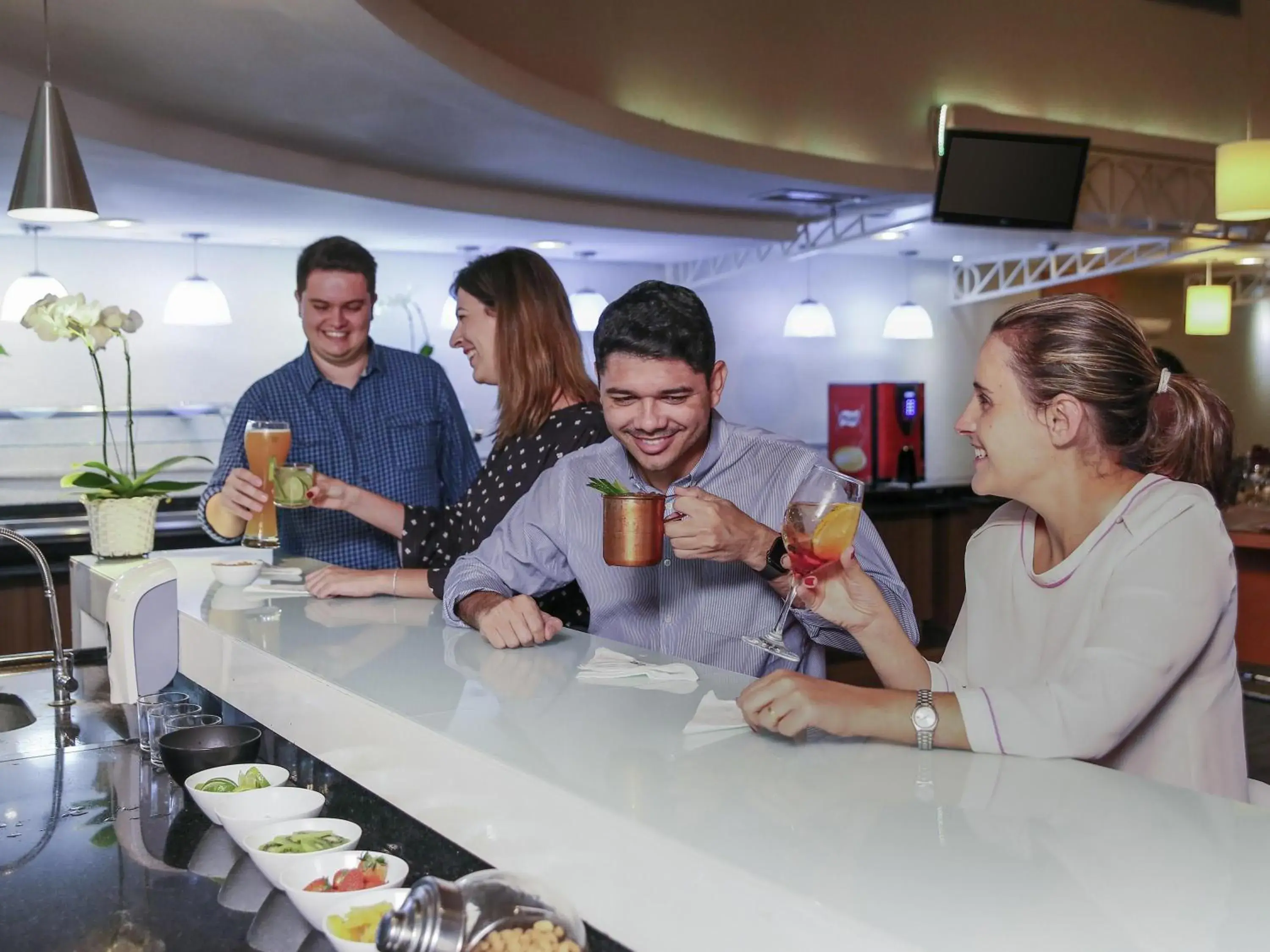 Lounge or bar in Ibis Maringa Lounge or bar in Ibis Maringa