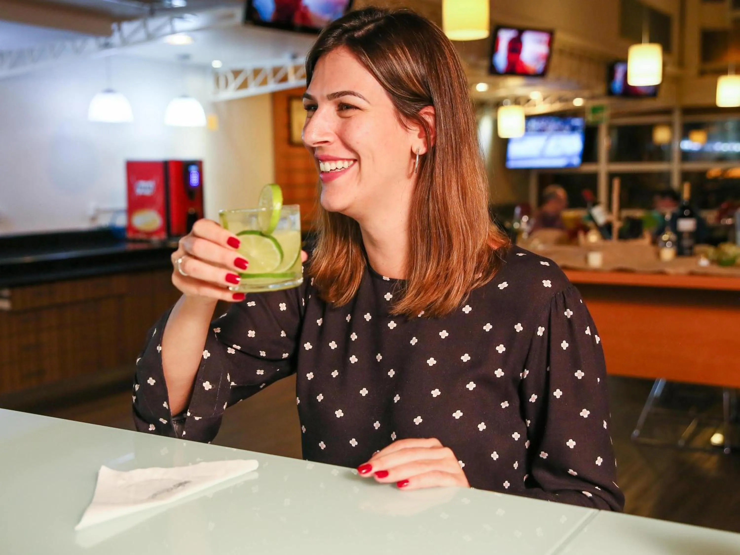 Lounge or bar in Ibis Maringa