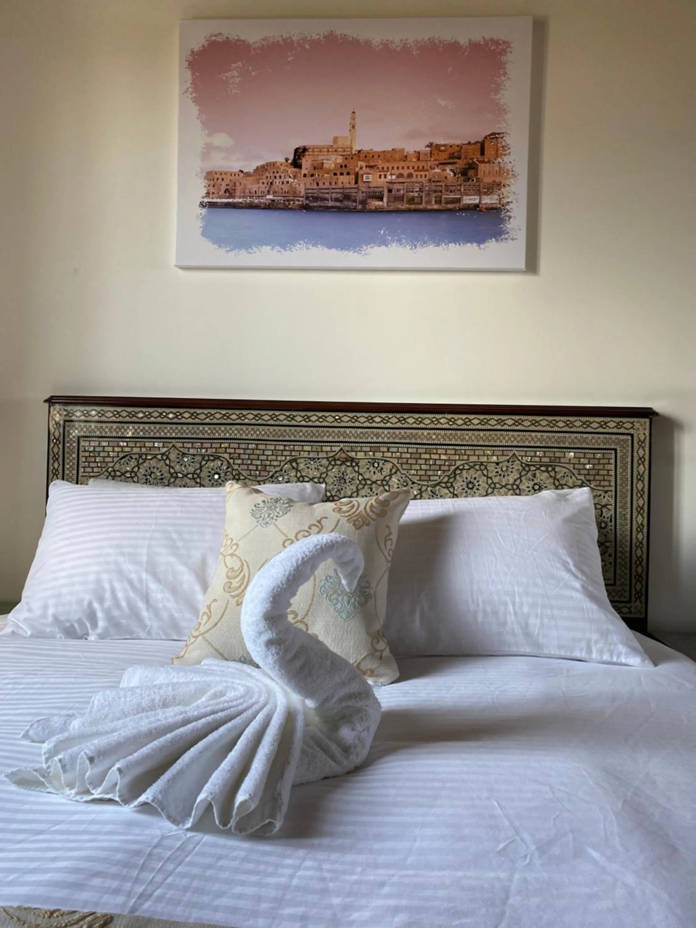 Bed in Bab al-sham funduk