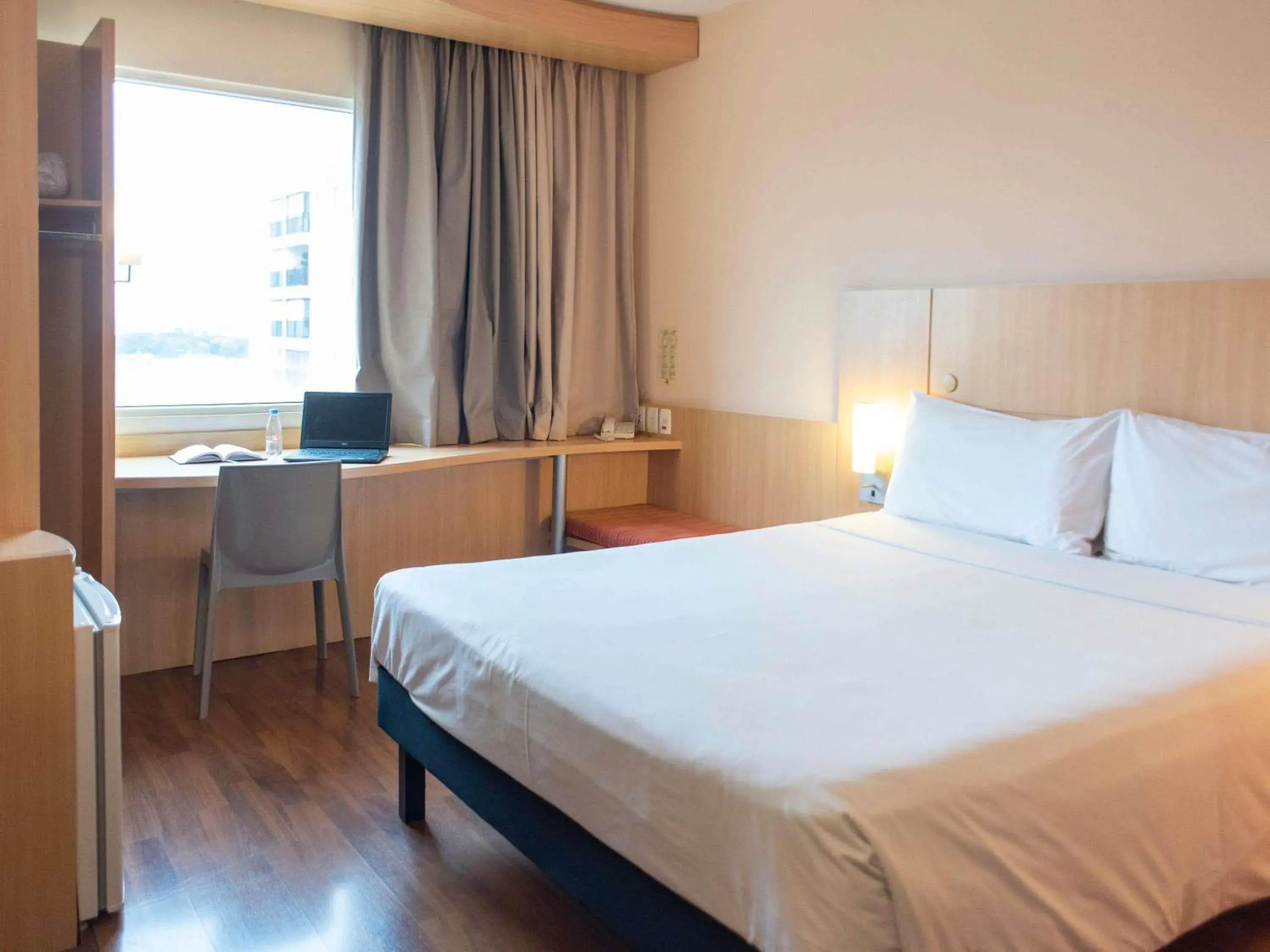 Bedroom, Bed in ibis Sao Paulo Barra Funda Bedroom, Bed in ibis Sao Paulo Barra Funda