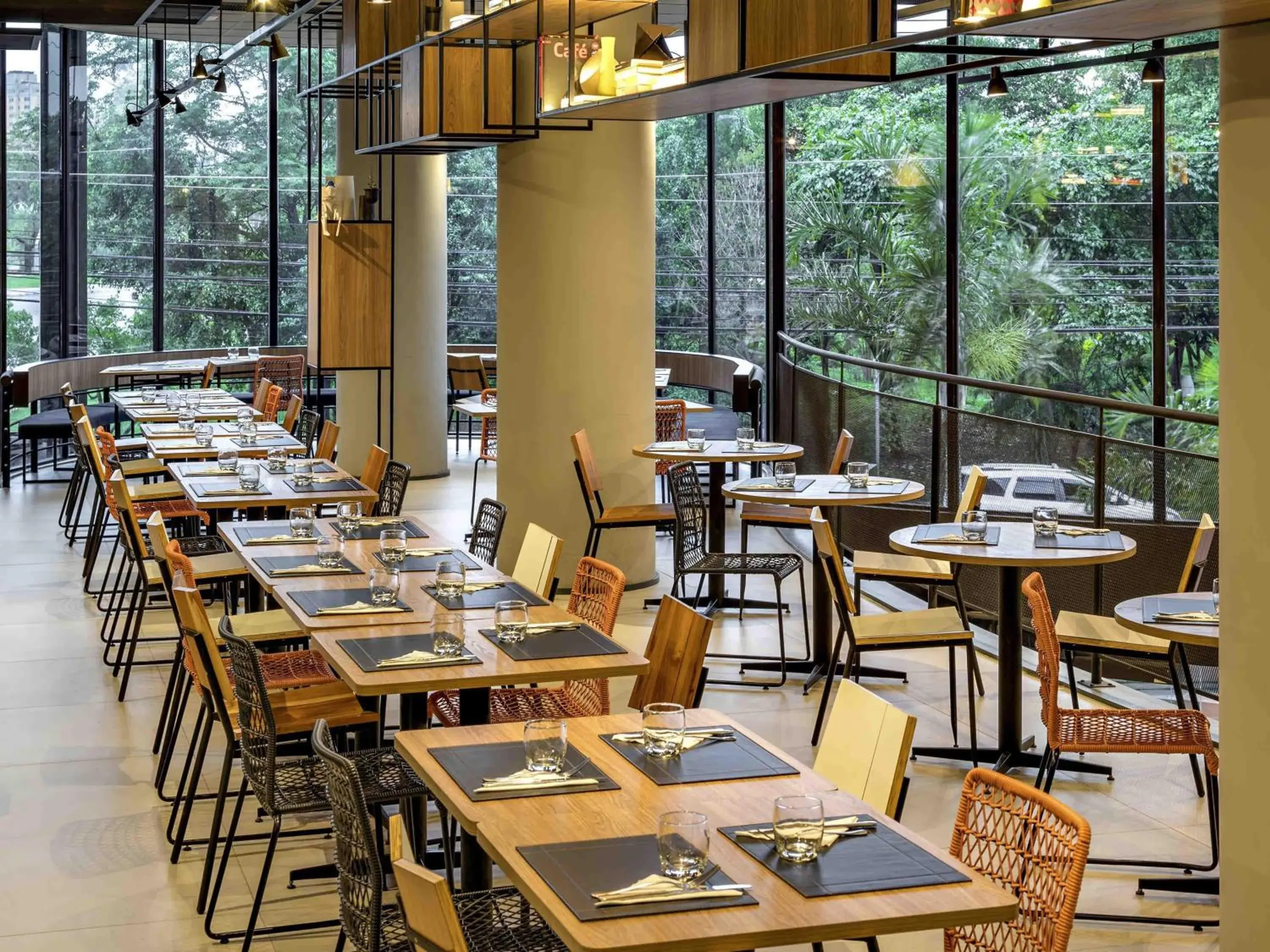 Restaurant/places to eat in ibis Sao Paulo Barra Funda Restaurant/places to eat in ibis Sao Paulo Barra Funda