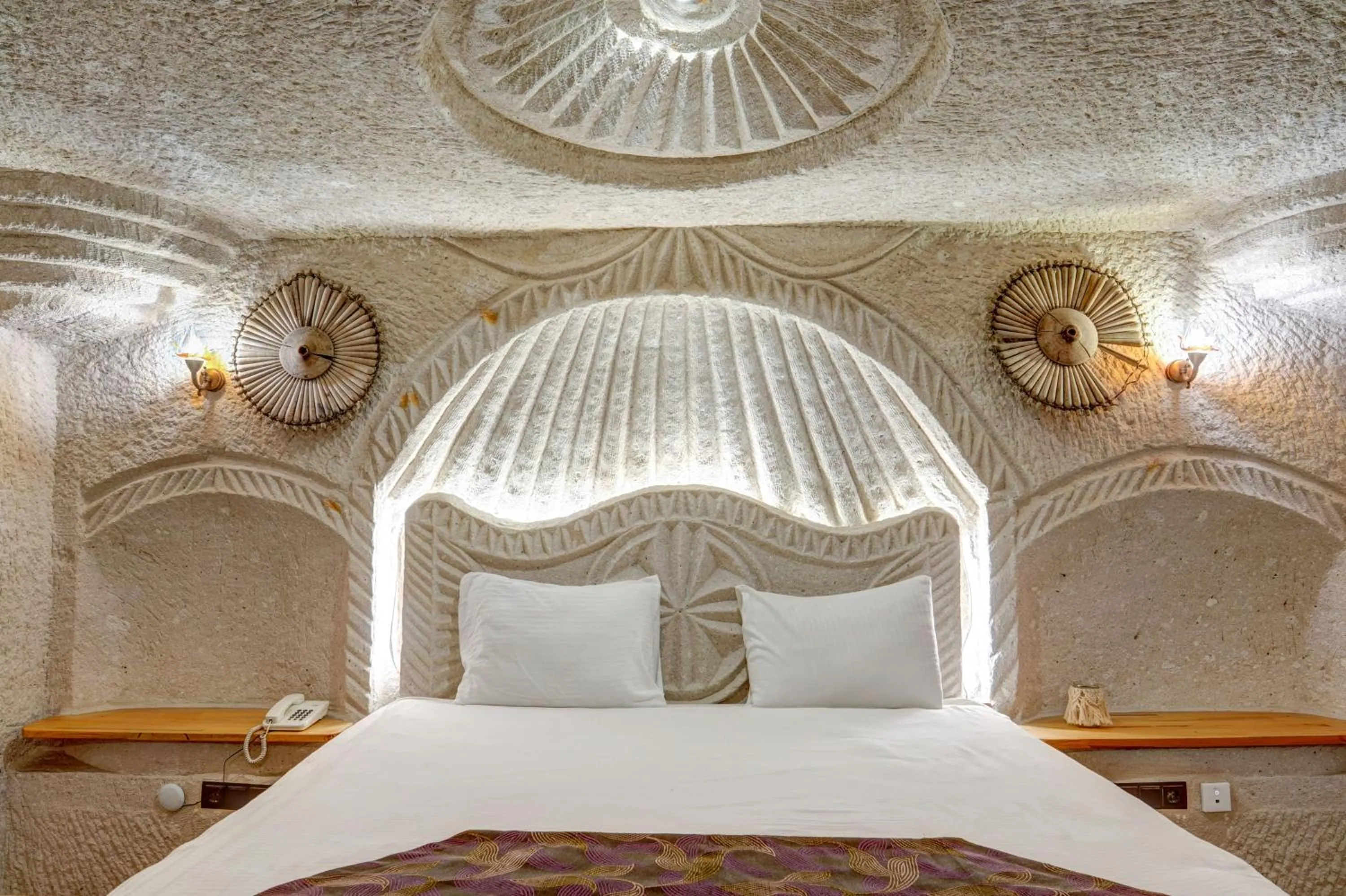 Bed in Avilla Cave Hotel