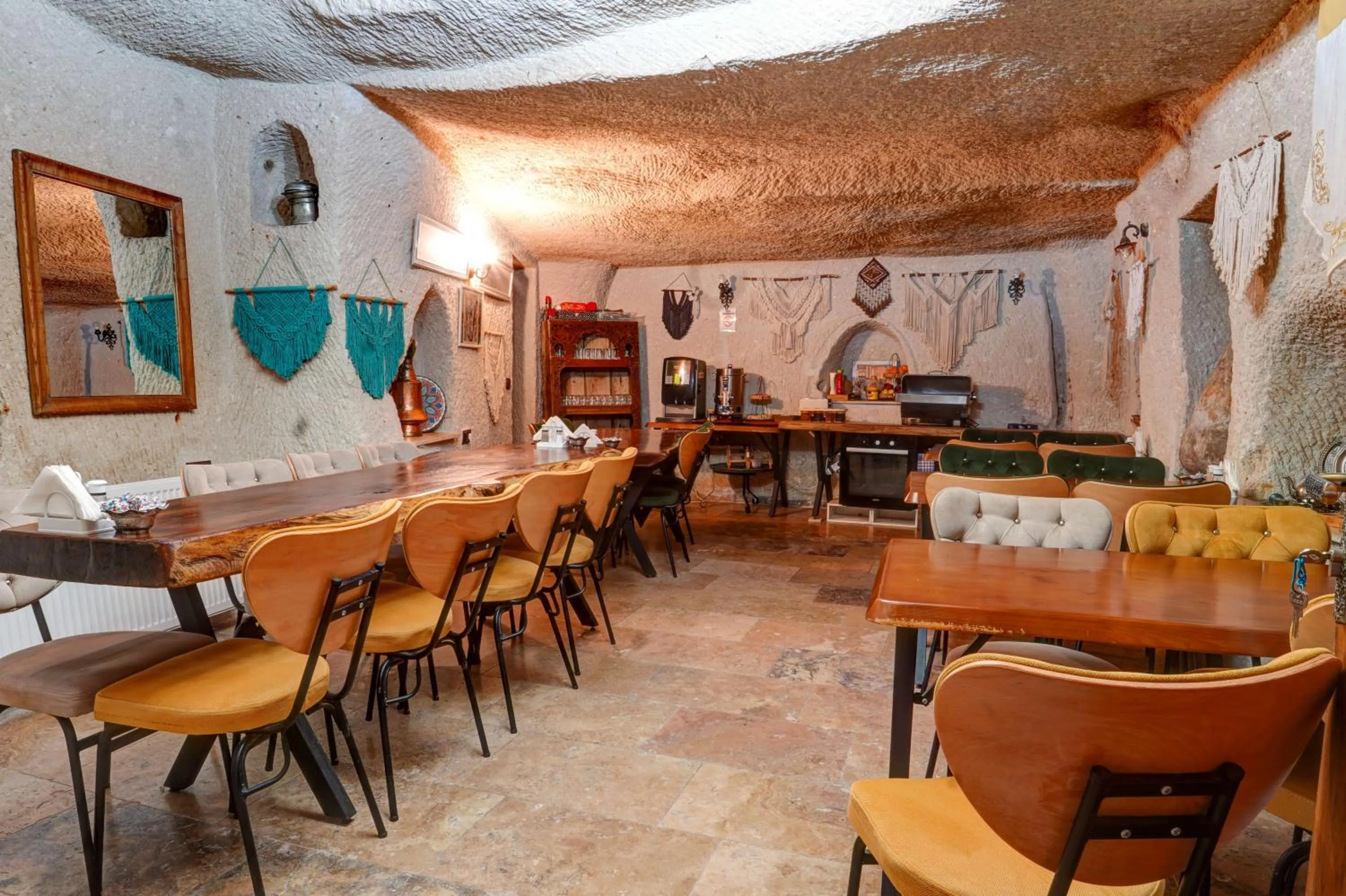 Breakfast in Avilla Cave Hotel