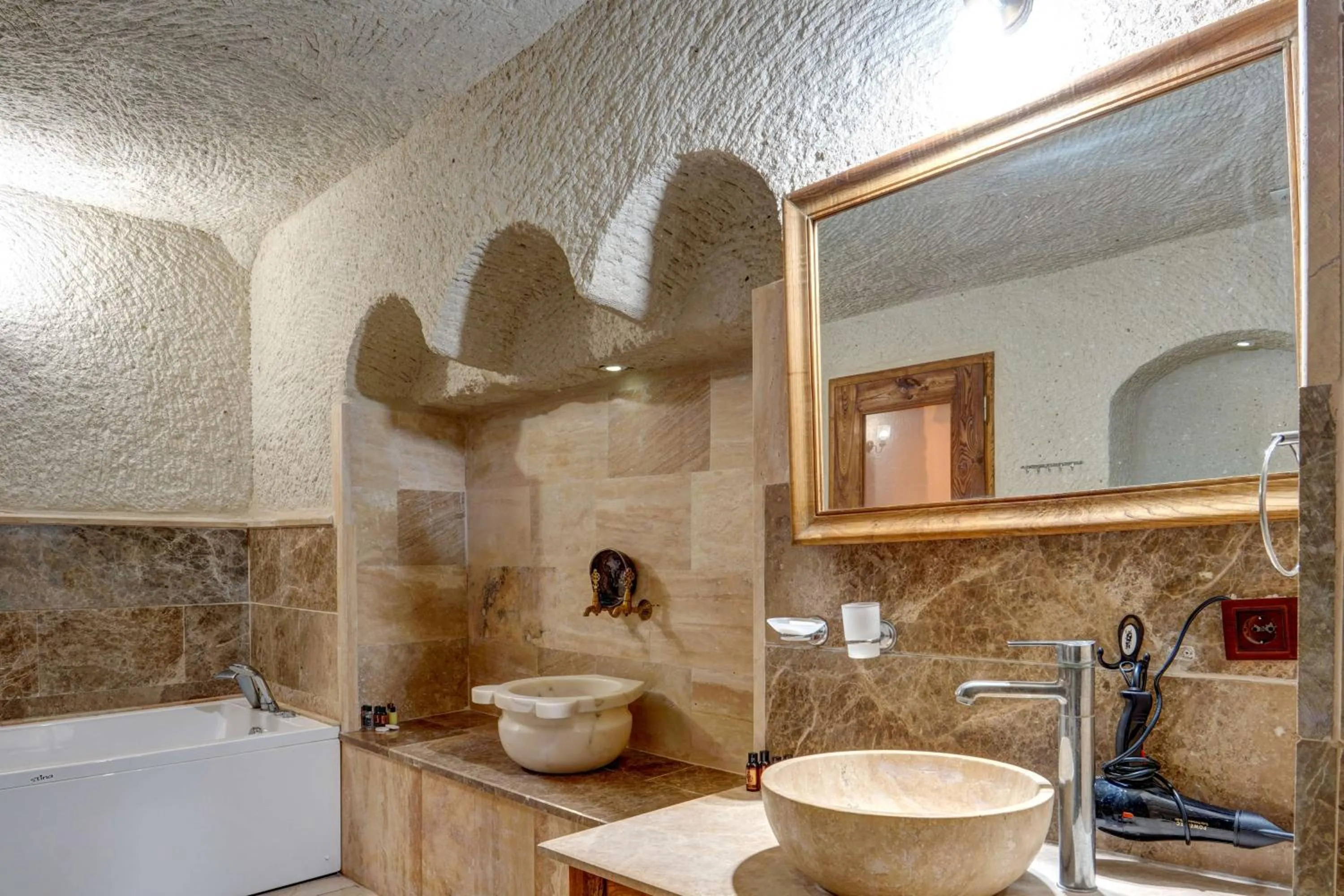 Bathroom in Avilla Cave Hotel