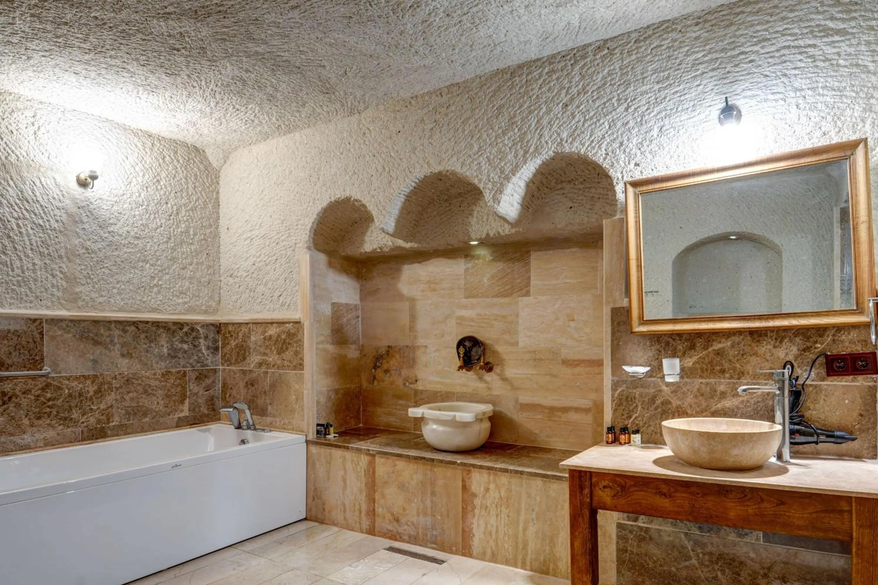Bathroom in Avilla Cave Hotel