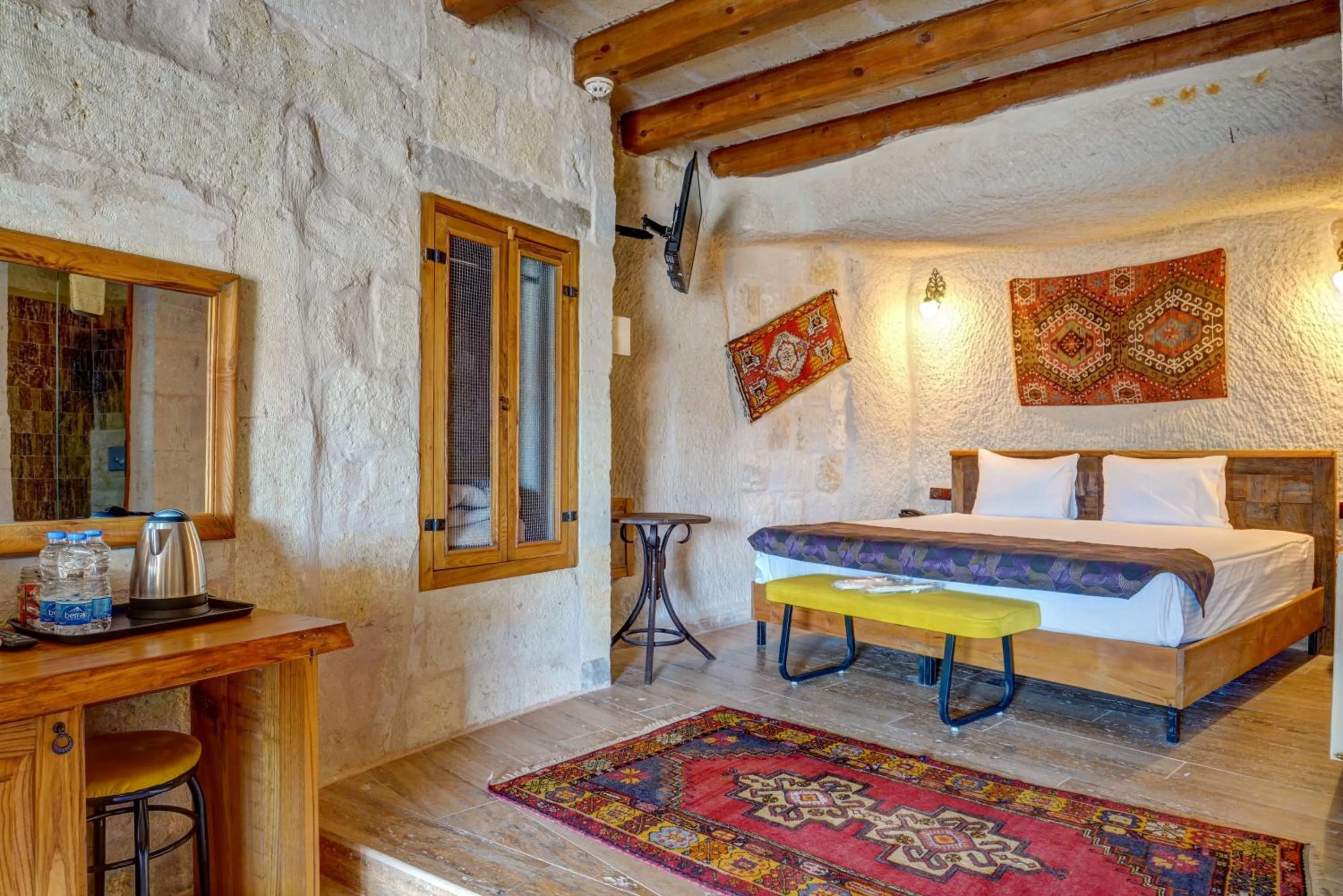 Photo of the whole room, Bed in Avilla Cave Hotel