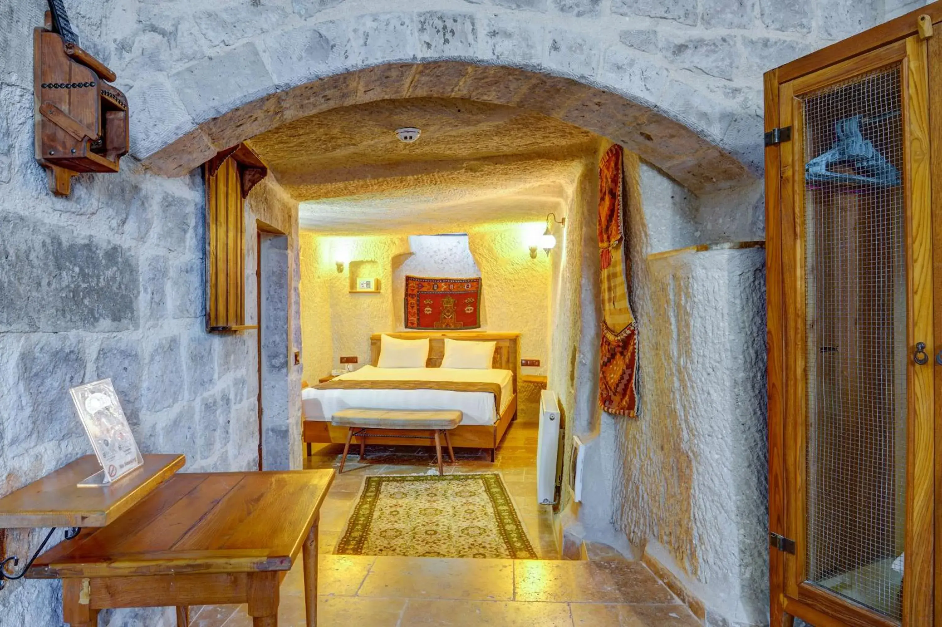 Comfort Quadruple Room in Avilla Cave Hotel Comfort Quadruple Room in Avilla Cave Hotel