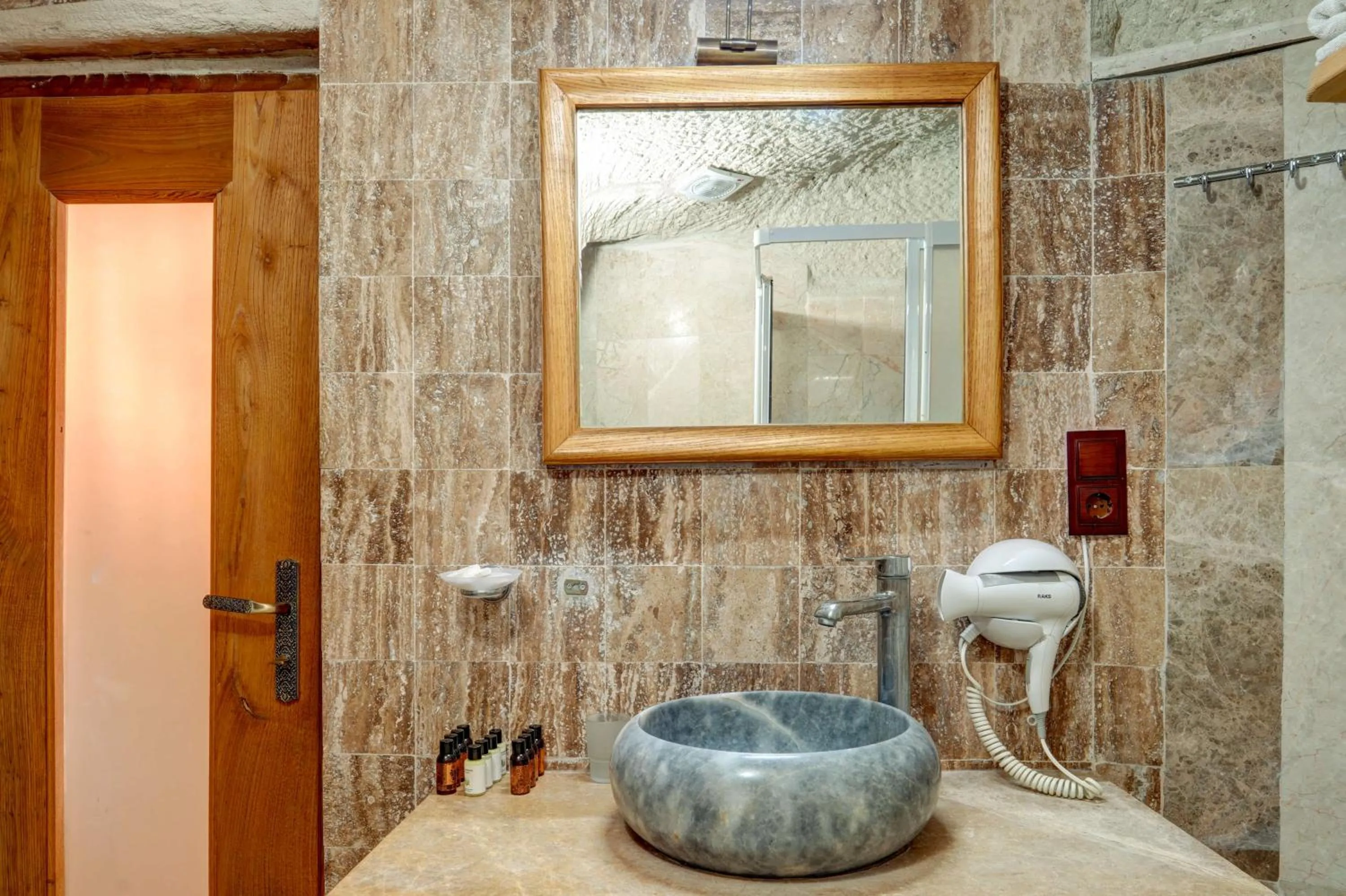 Bathroom in Avilla Cave Hotel