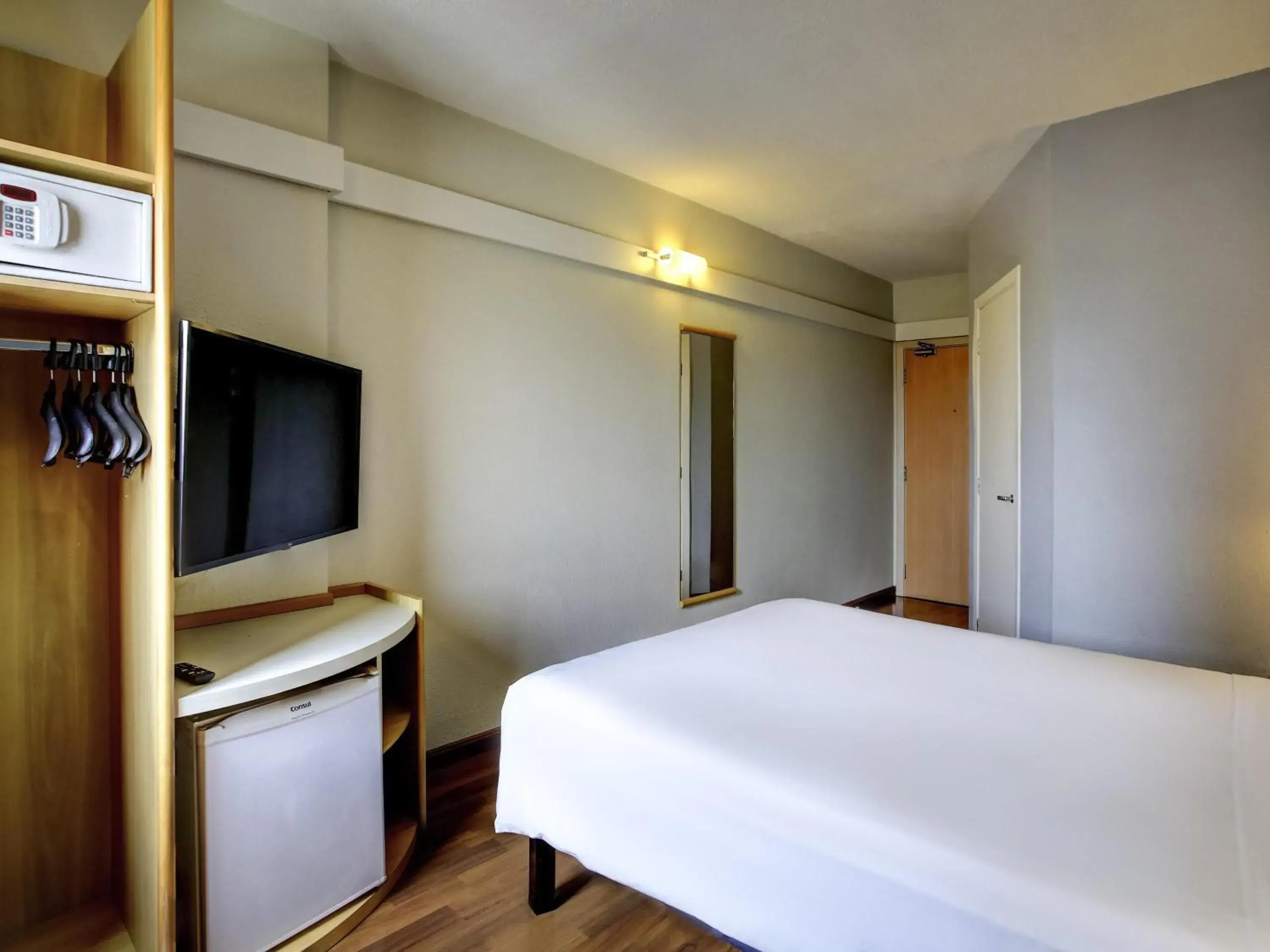 Other, Bed in ibis Tambore Other, Bed in ibis Tambore