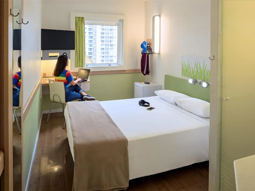 Bed in ibis budget Sao Paulo Paraiso