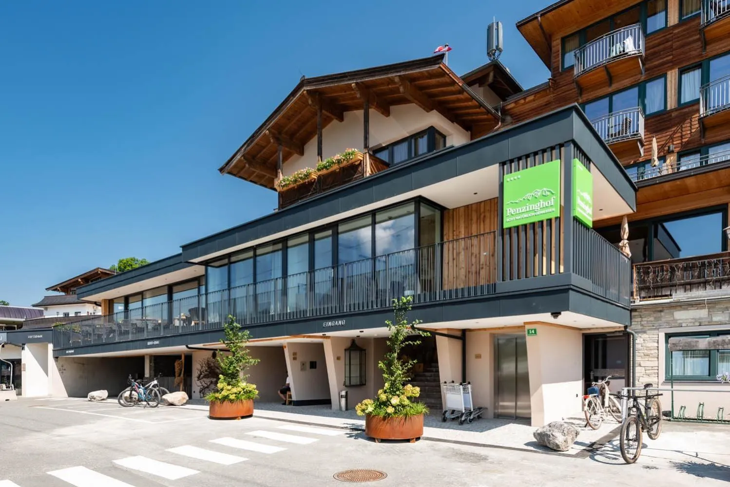 Property building in Hotel Penzinghof