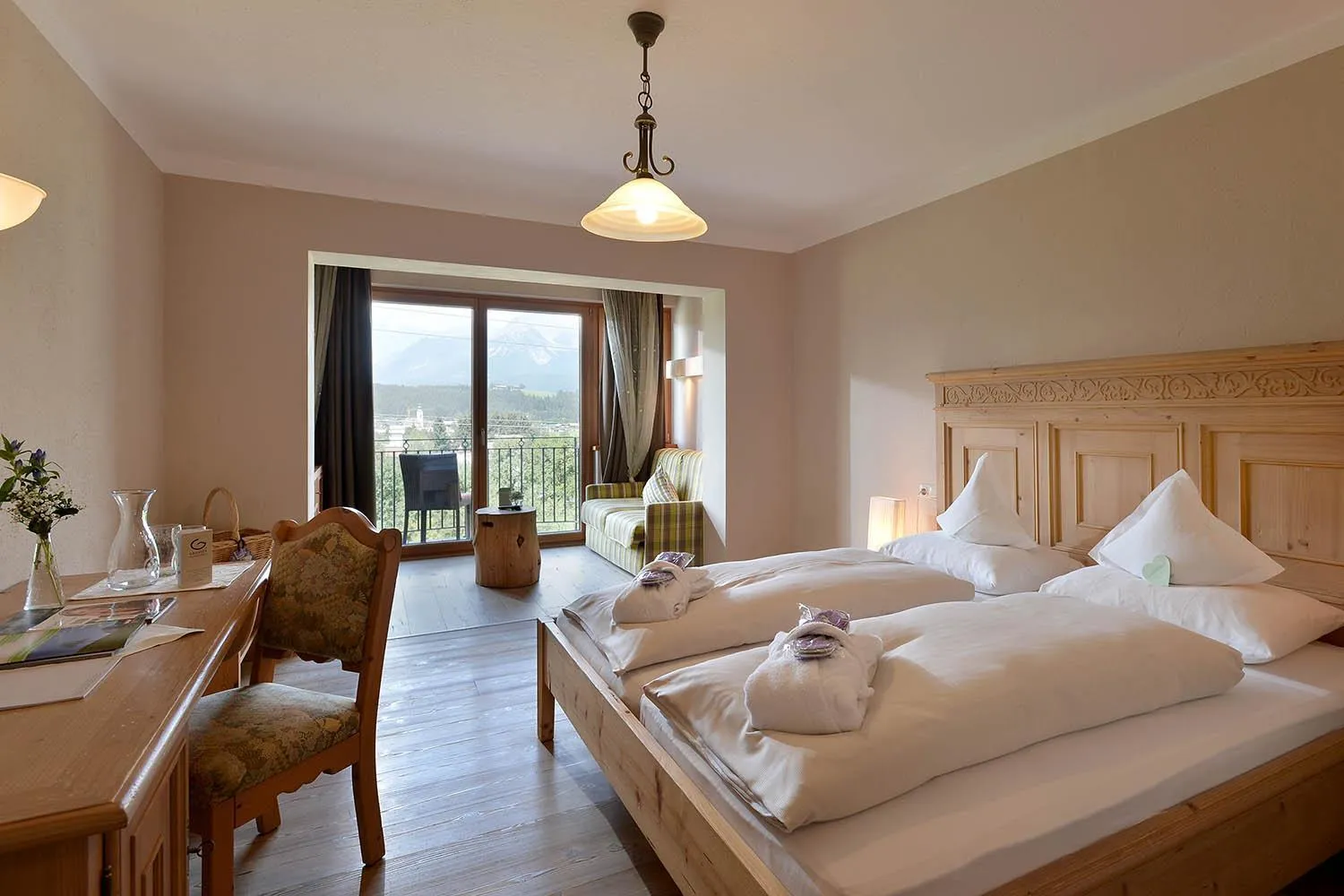 Bedroom, Bed in Hotel Penzinghof