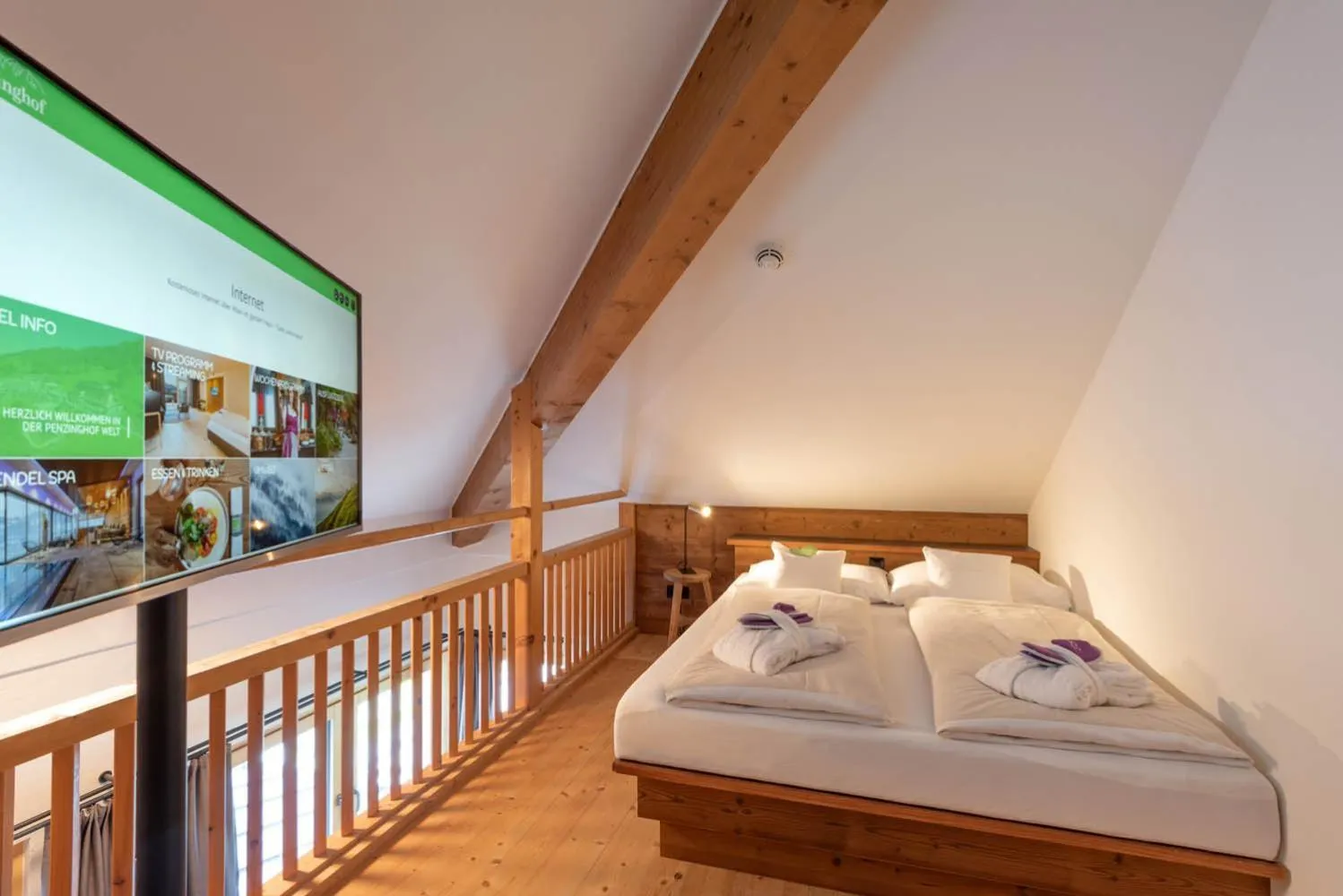 Bedroom, Bed in Hotel Penzinghof