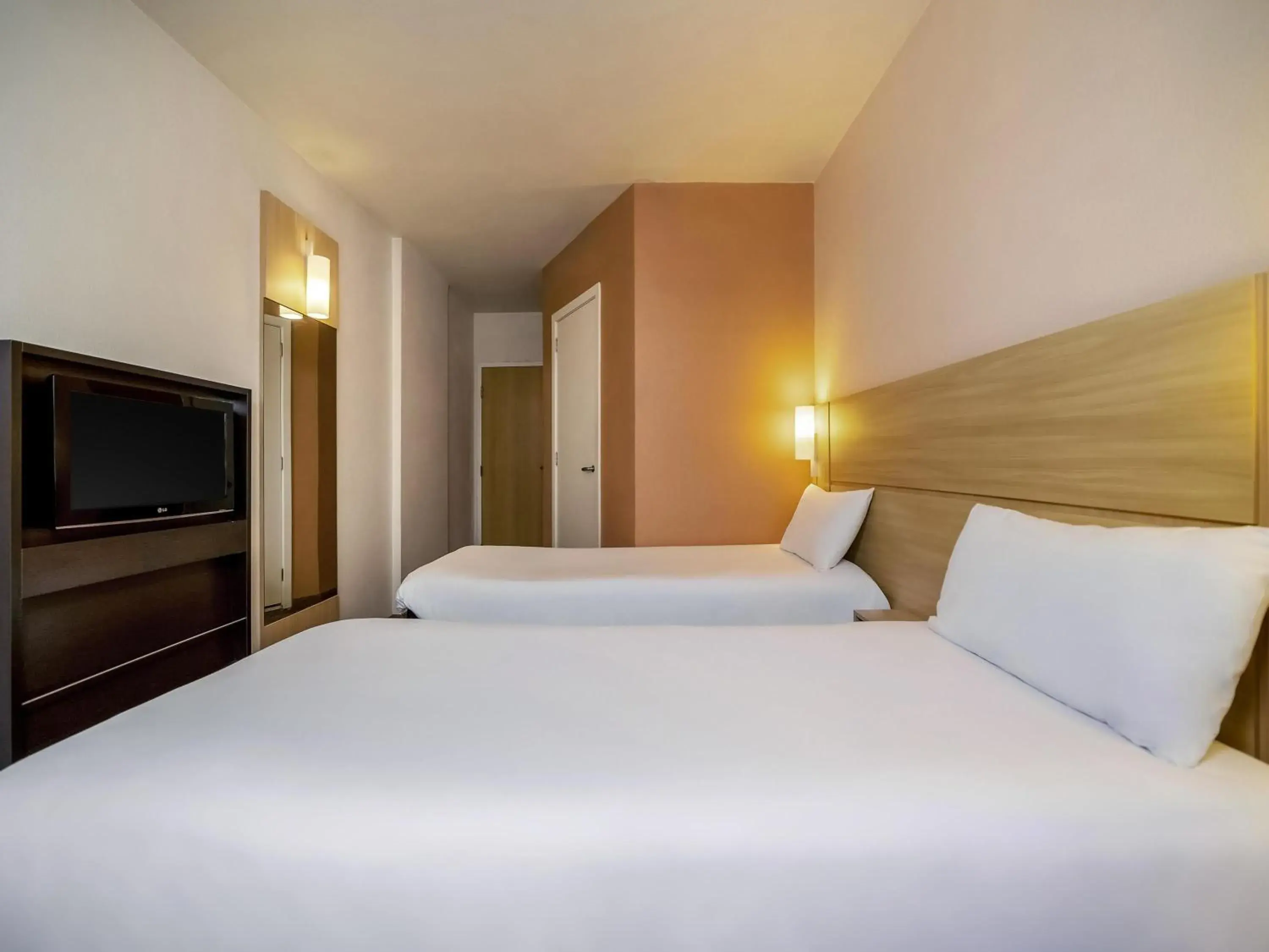 Bedroom, Bed in ibis Sao Paulo Interlagos Bedroom, Bed in ibis Sao Paulo Interlagos