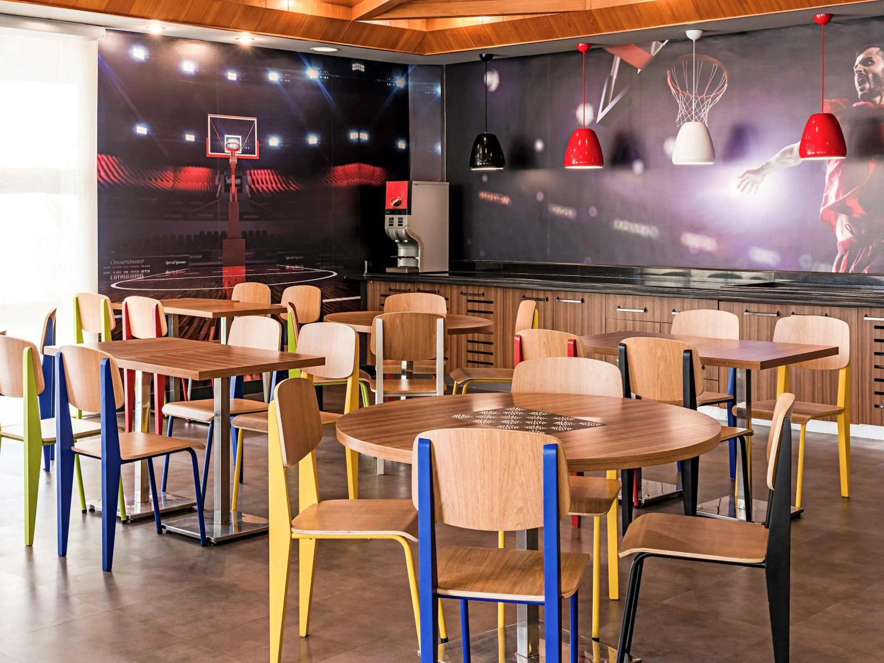 Restaurant/places to eat in ibis Sao Paulo Interlagos