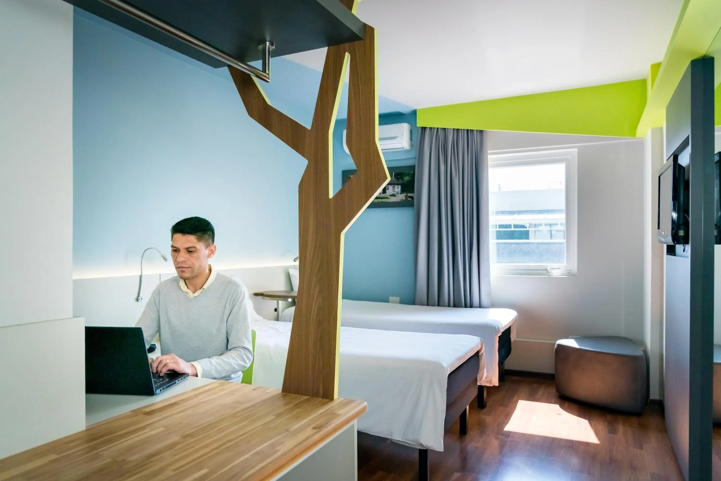 Photo of the whole room, Bed in ibis Styles Curitiba Centro Civico