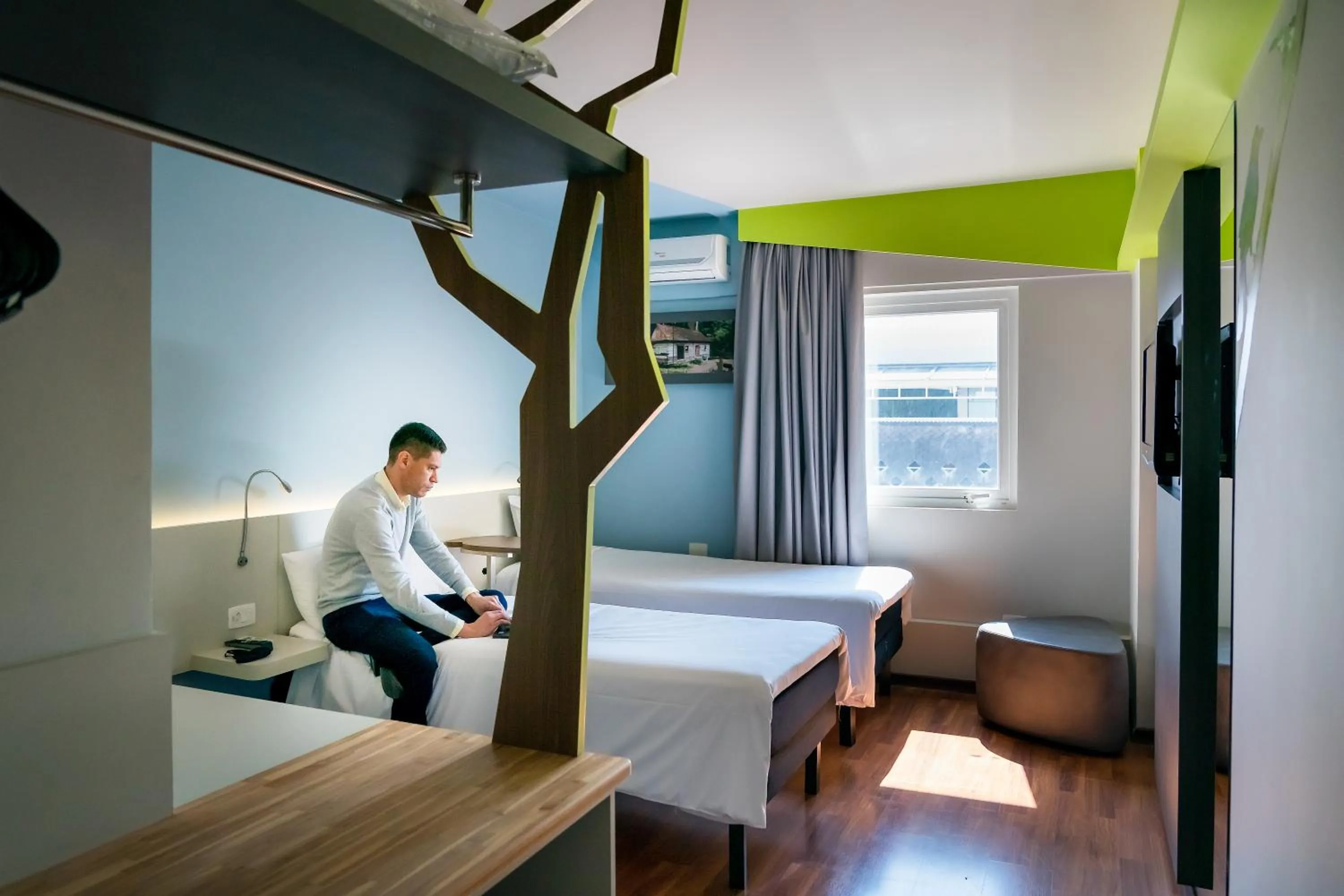 Photo of the whole room, Bed in ibis Styles Curitiba Centro Civico