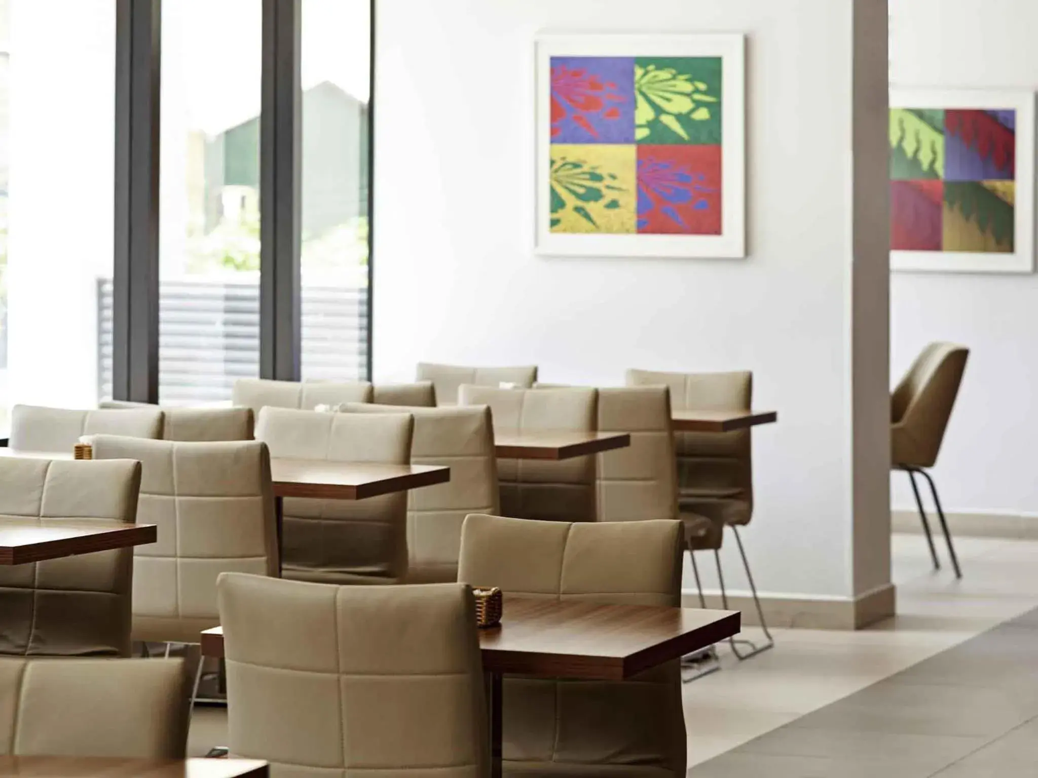 Restaurant/places to eat in ibis Curitiba Shopping Restaurant/places to eat in ibis Curitiba Shopping