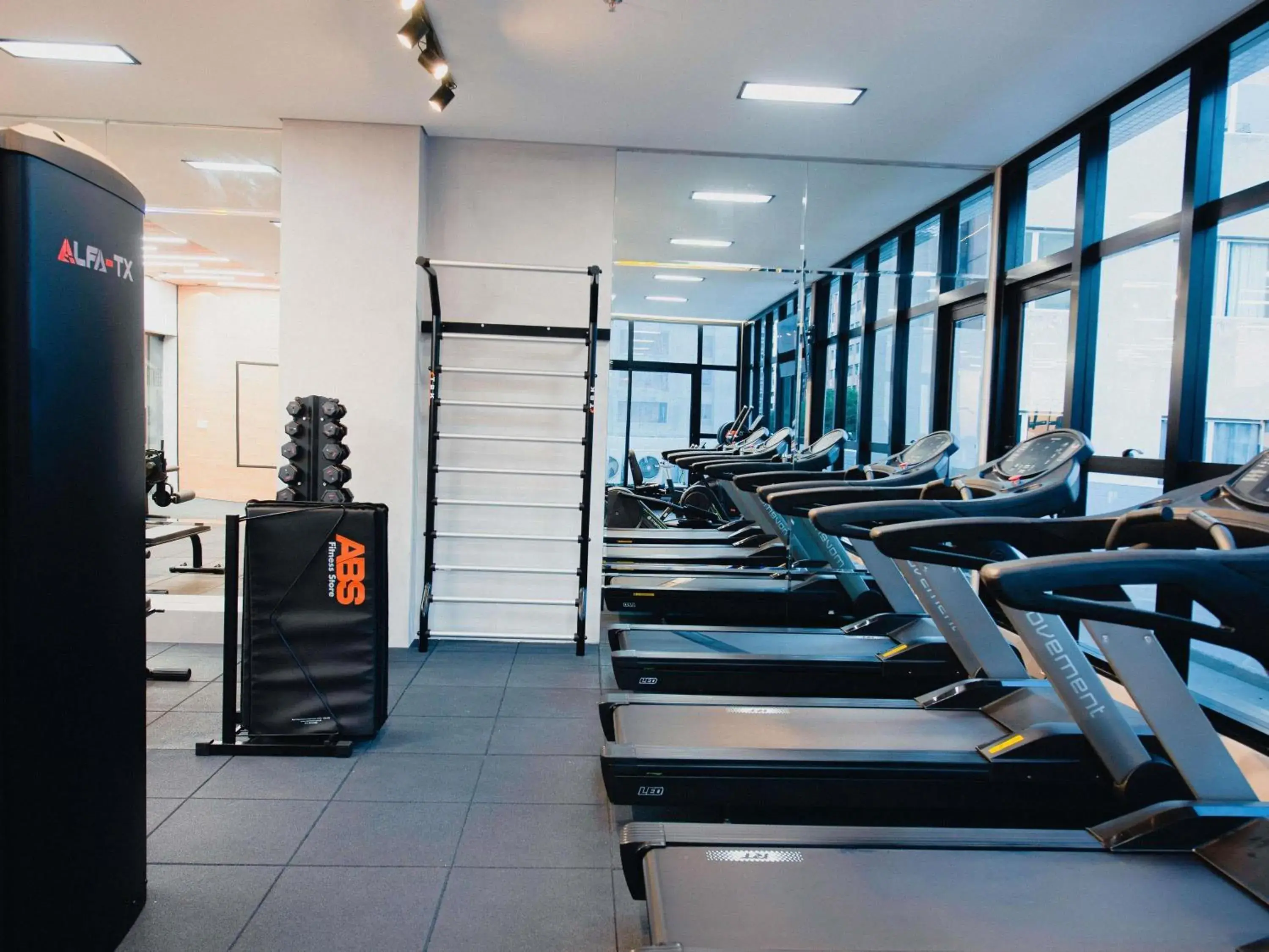 Fitness centre/facilities in ibis Curitiba Shopping Fitness centre/facilities in ibis Curitiba Shopping
