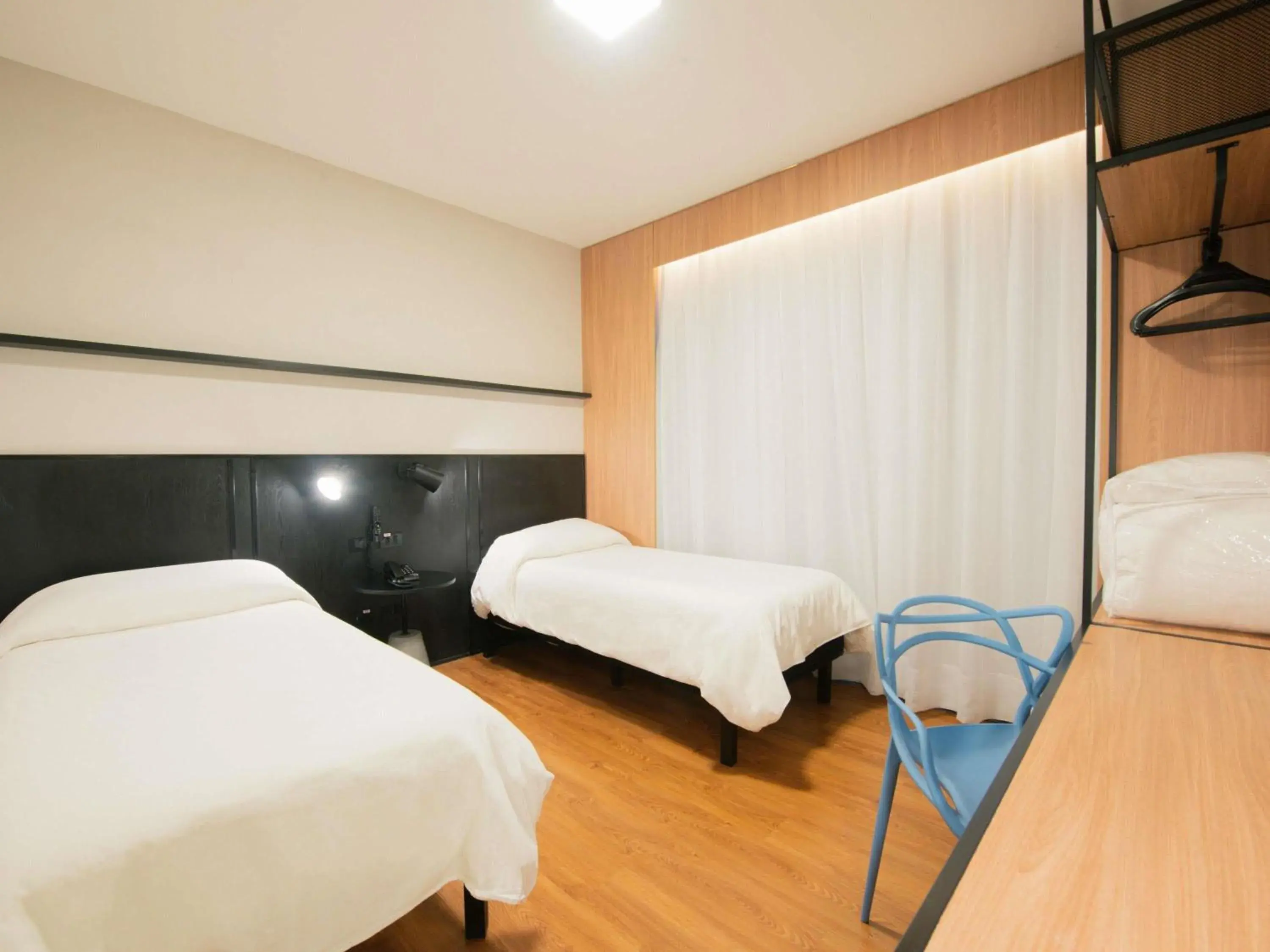 Bedroom, Bed in ibis Curitiba Shopping Bedroom, Bed in ibis Curitiba Shopping