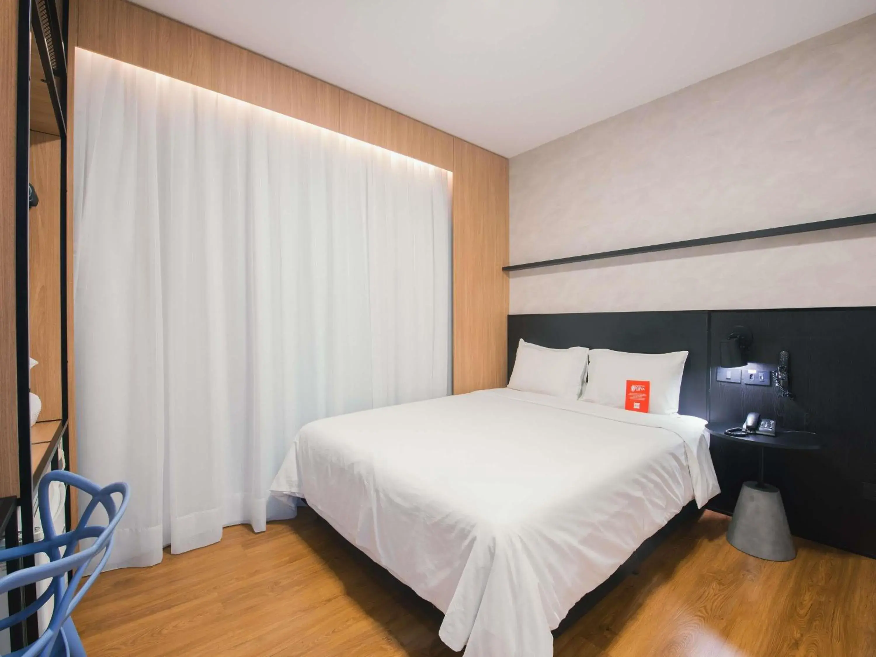 Bedroom, Bed in ibis Curitiba Shopping Bedroom, Bed in ibis Curitiba Shopping