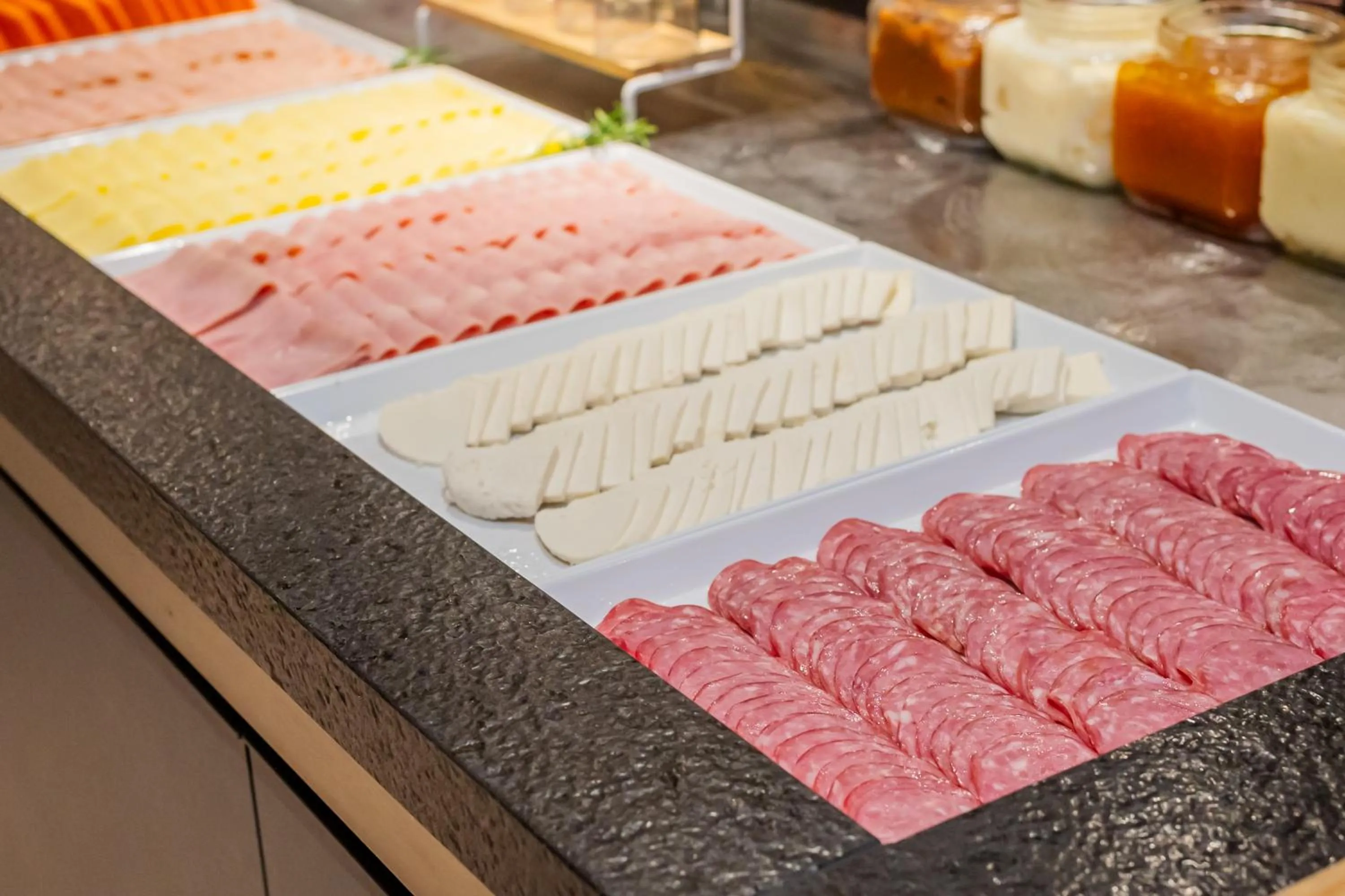 Buffet breakfast in Ibis Florianopolis