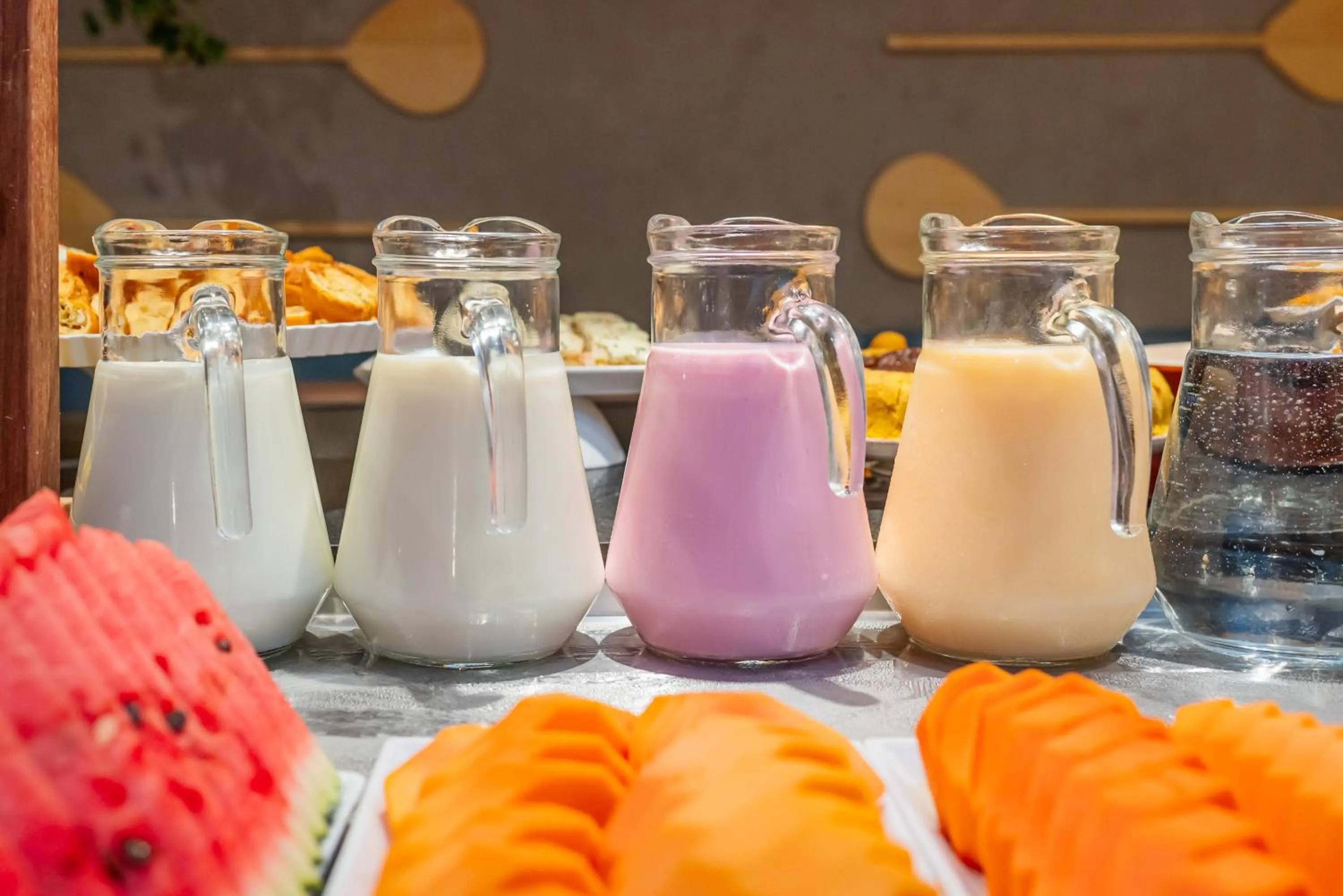 Buffet breakfast in Ibis Florianopolis