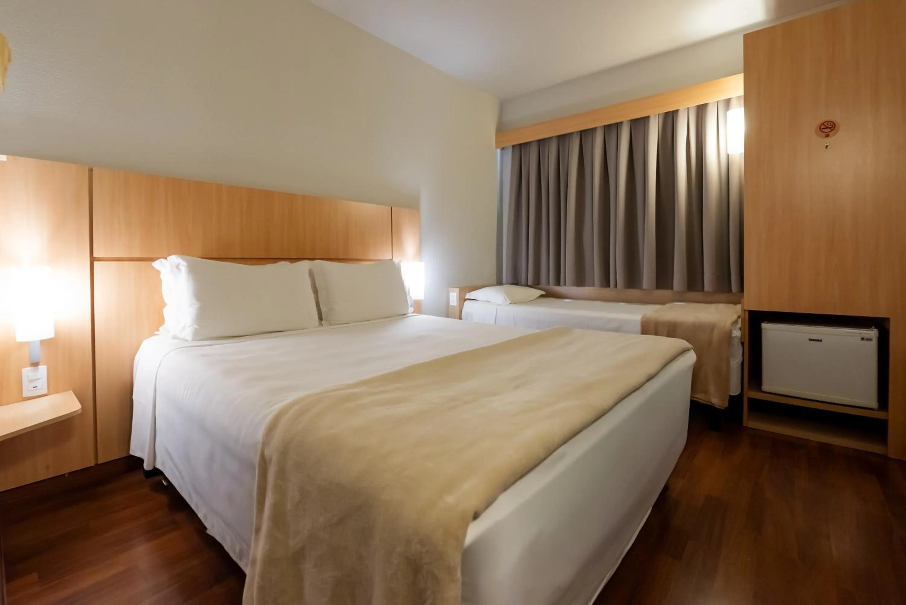 Bedroom, Bed in Ibis Florianopolis