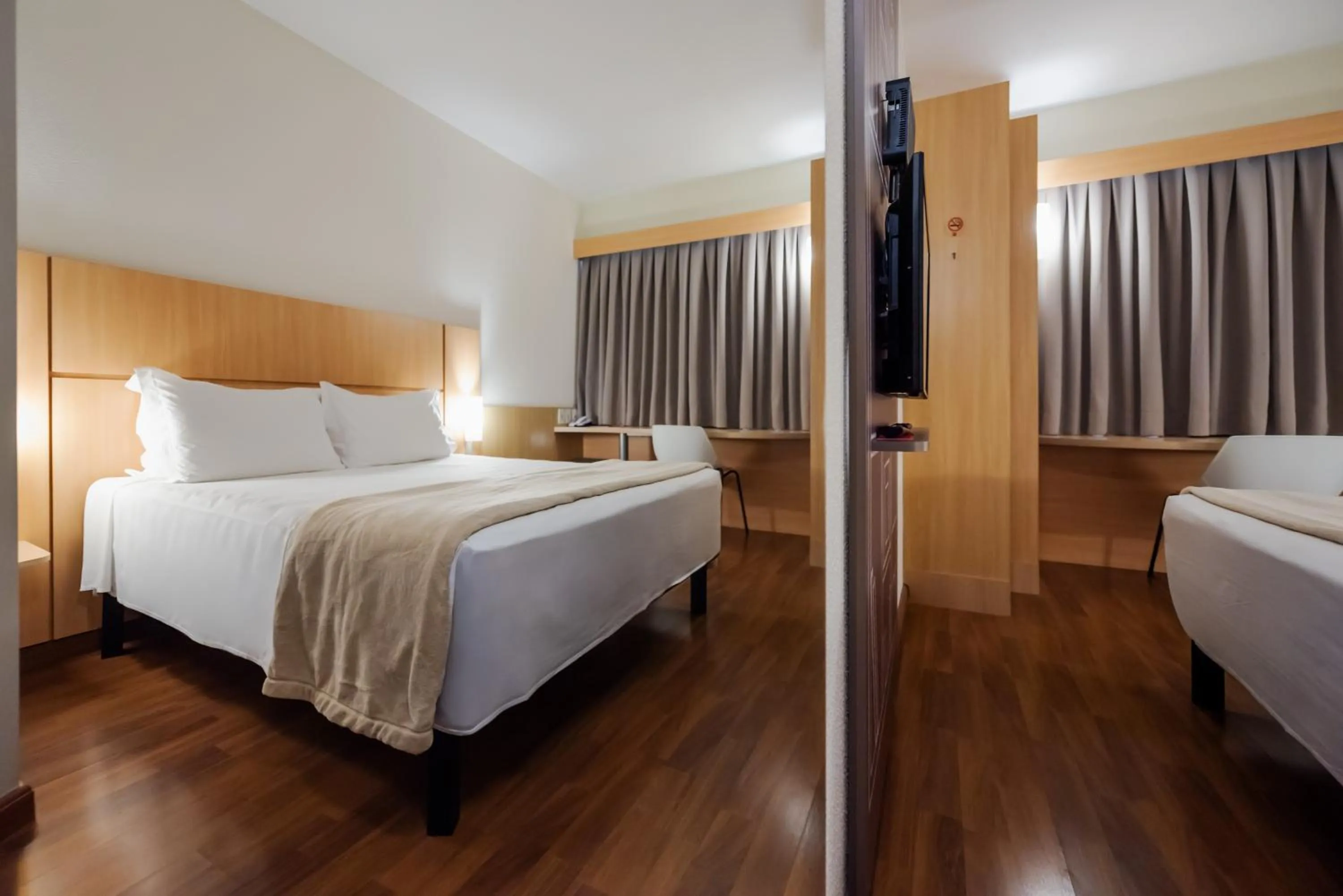 Bed in Ibis Florianopolis