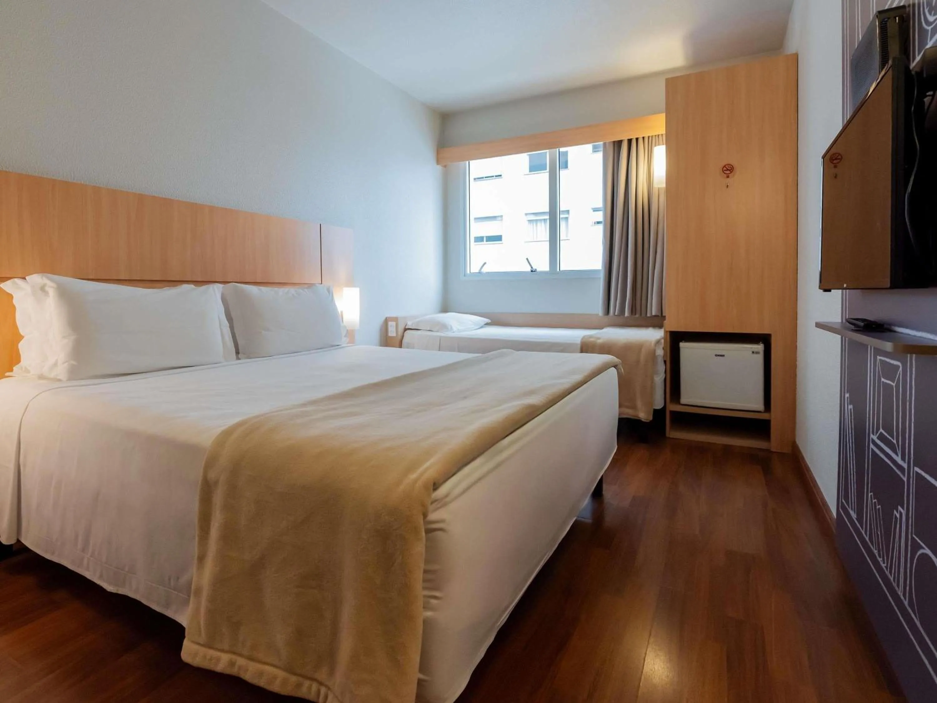 Bedroom, Bed in Ibis Florianopolis