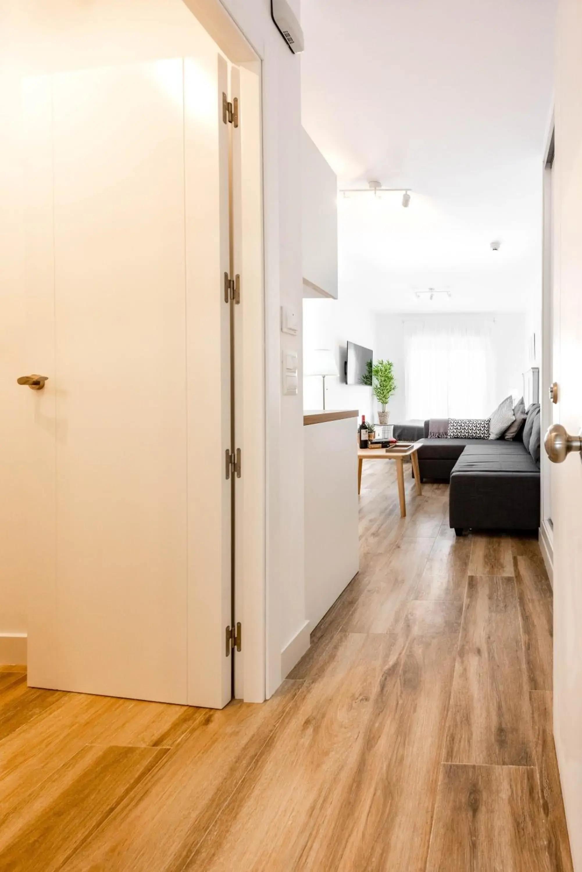 Facade/entrance, Bed in Apartamentos Toboso Plaza Facade/entrance, Bed in Apartamentos Toboso Plaza