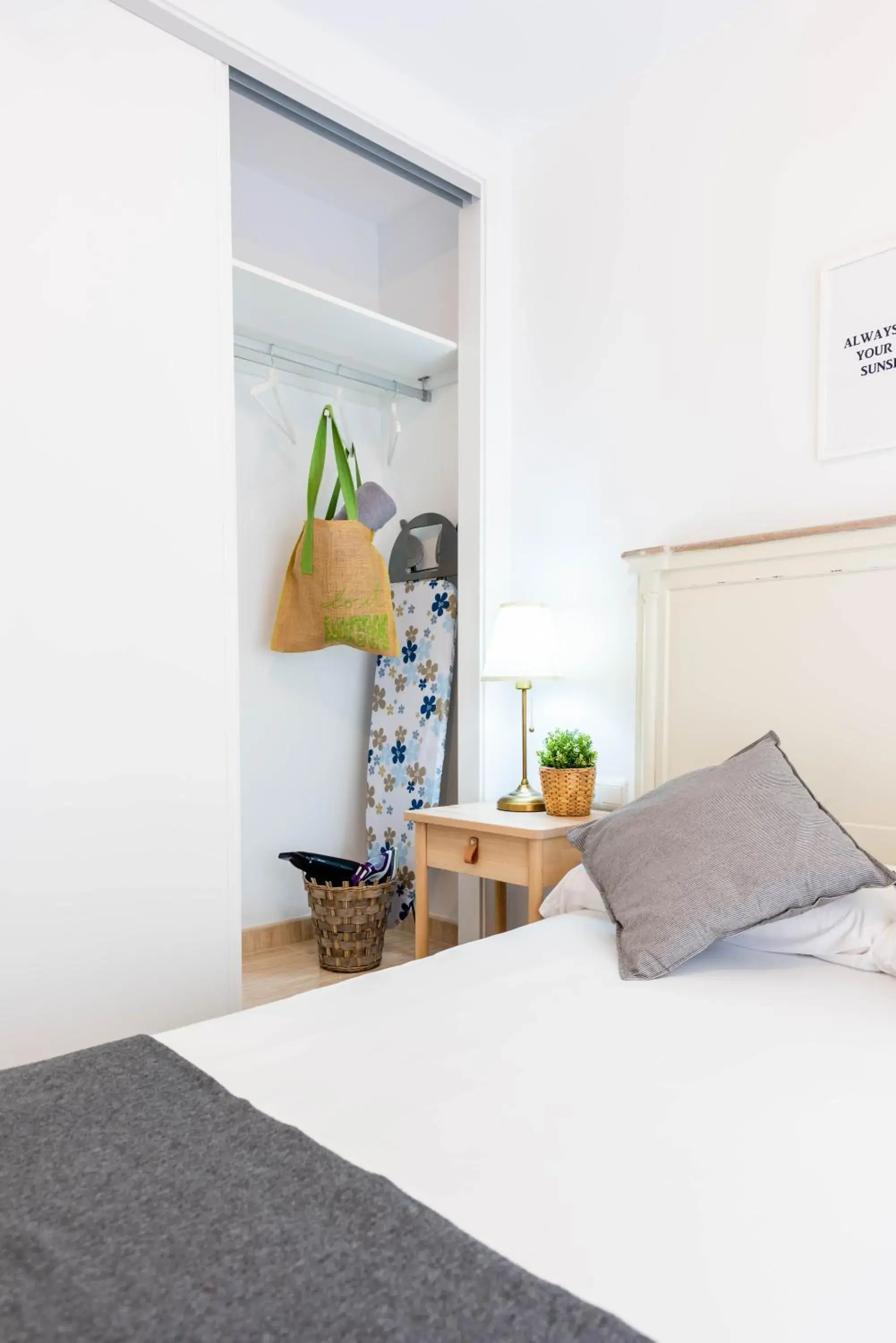 Bed in Apartamentos Toboso Plaza Bed in Apartamentos Toboso Plaza