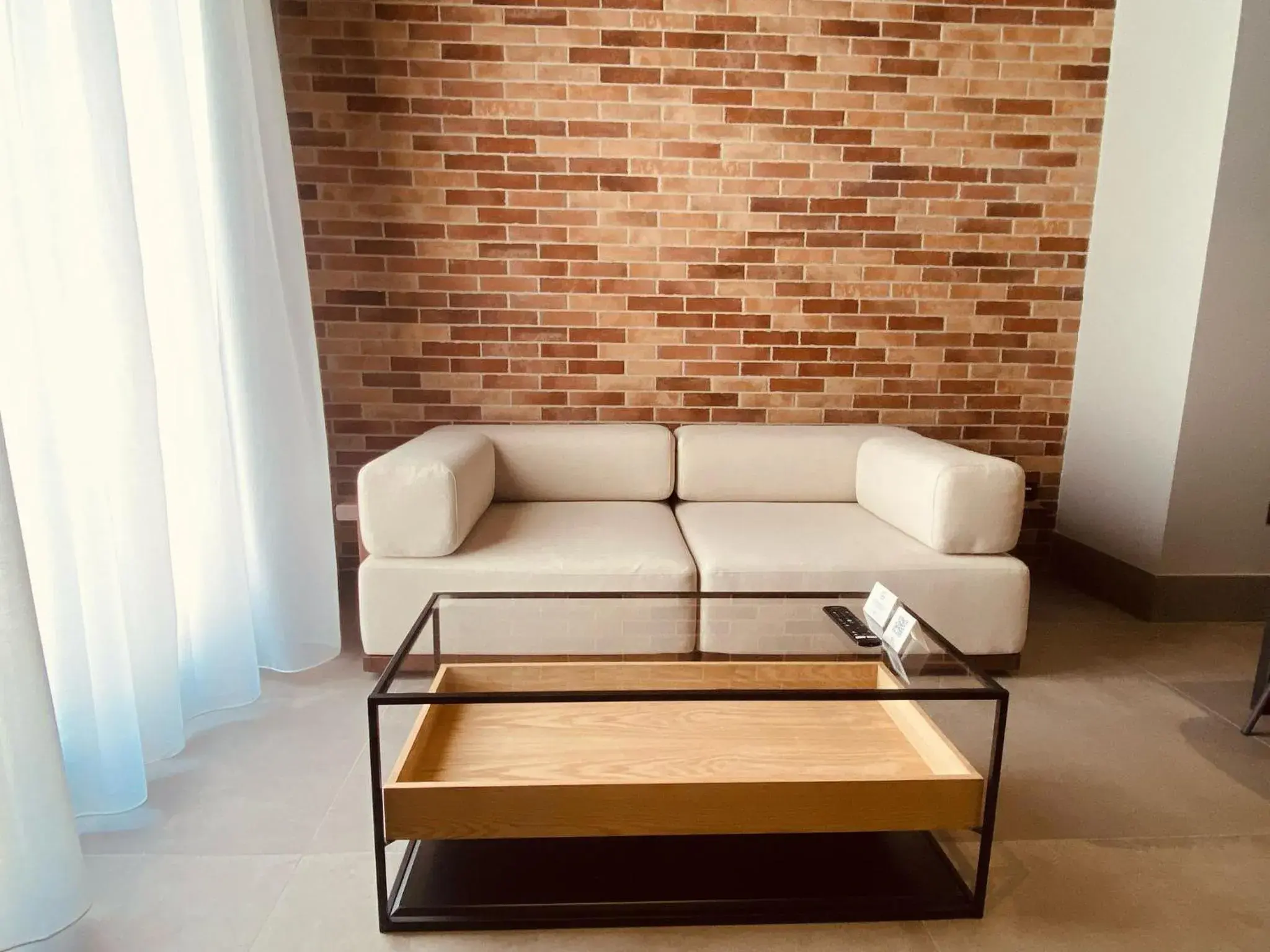 One-Bedroom Apartment with Spa Bath in HO By Olivencia Paseo de Almeria 9 One-Bedroom Apartment with Spa Bath in HO By Olivencia Paseo de Almeria 9